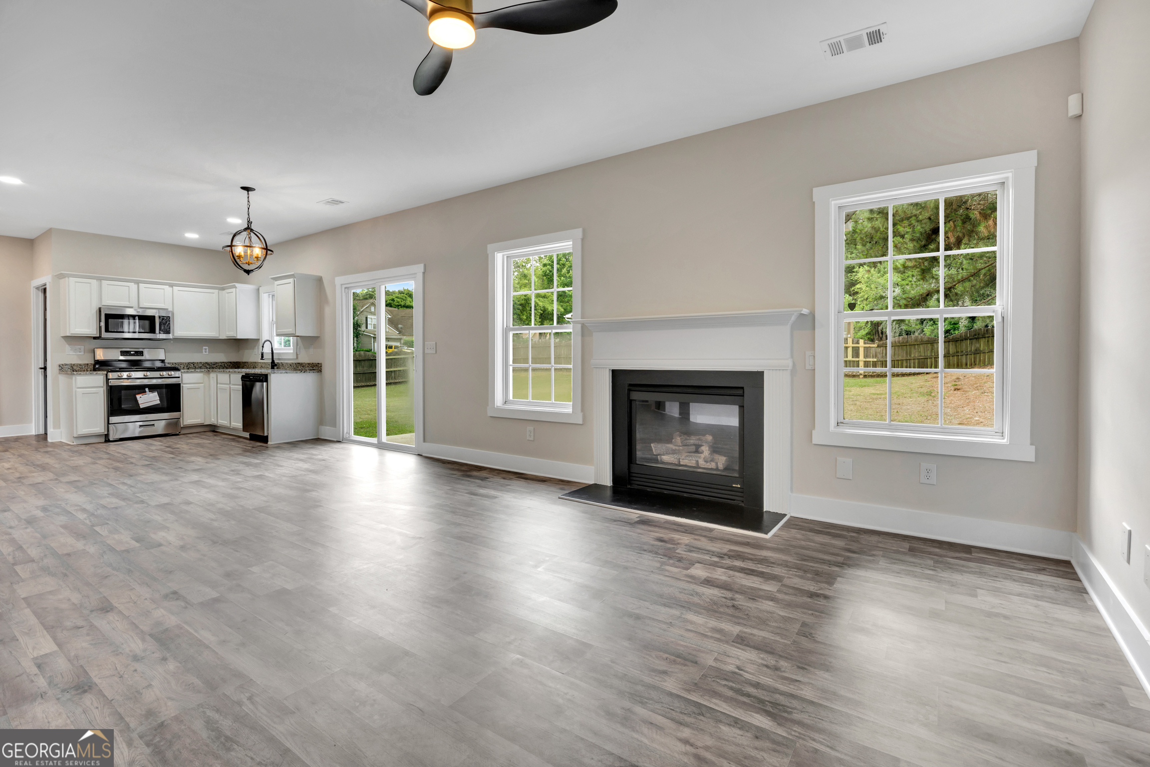 15 Kestrel Circle Property Photo 3