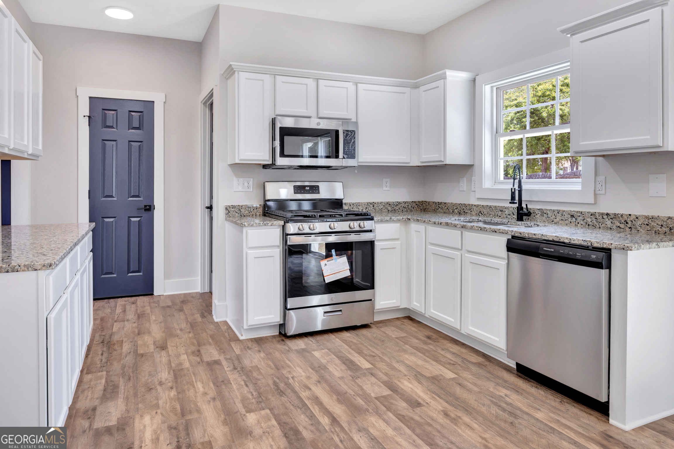 15 Kestrel Circle Property Photo 4