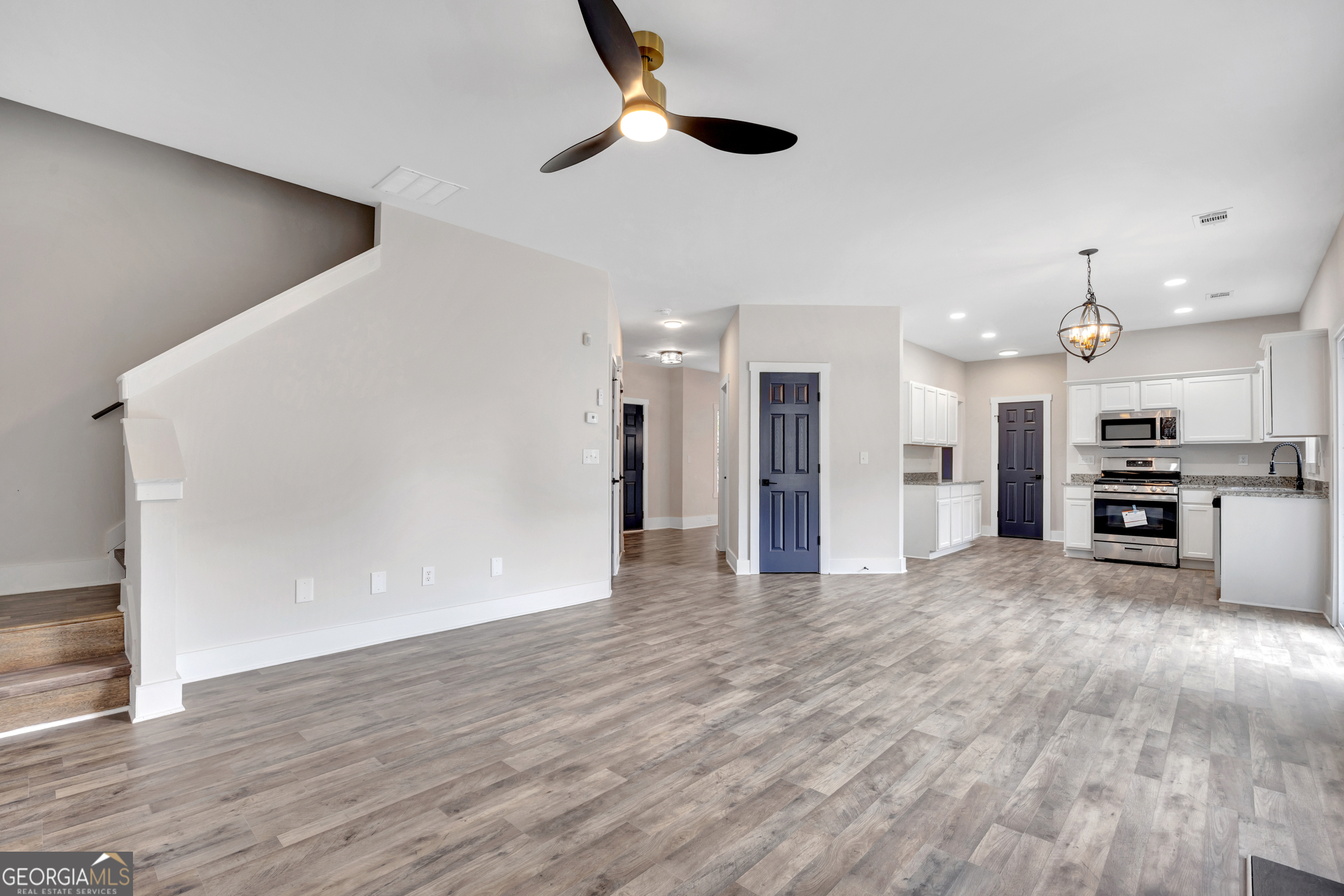 15 Kestrel Circle Property Photo 7