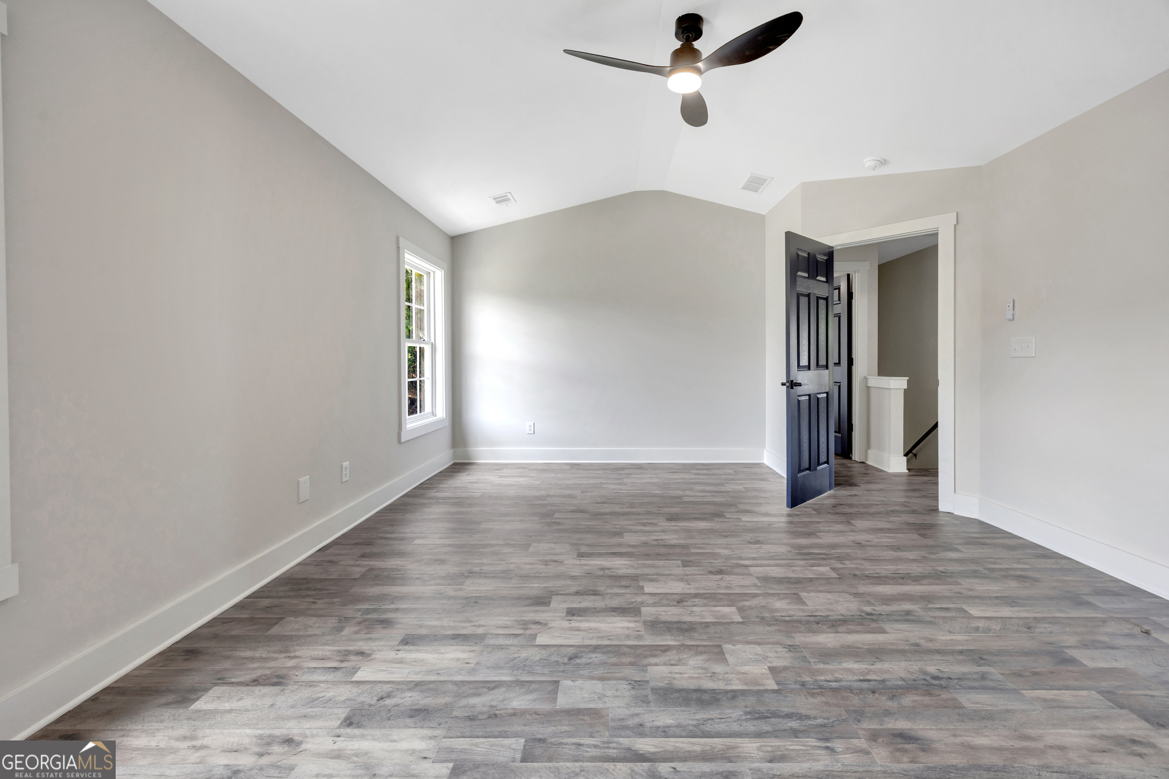 15 Kestrel Circle Property Photo 17