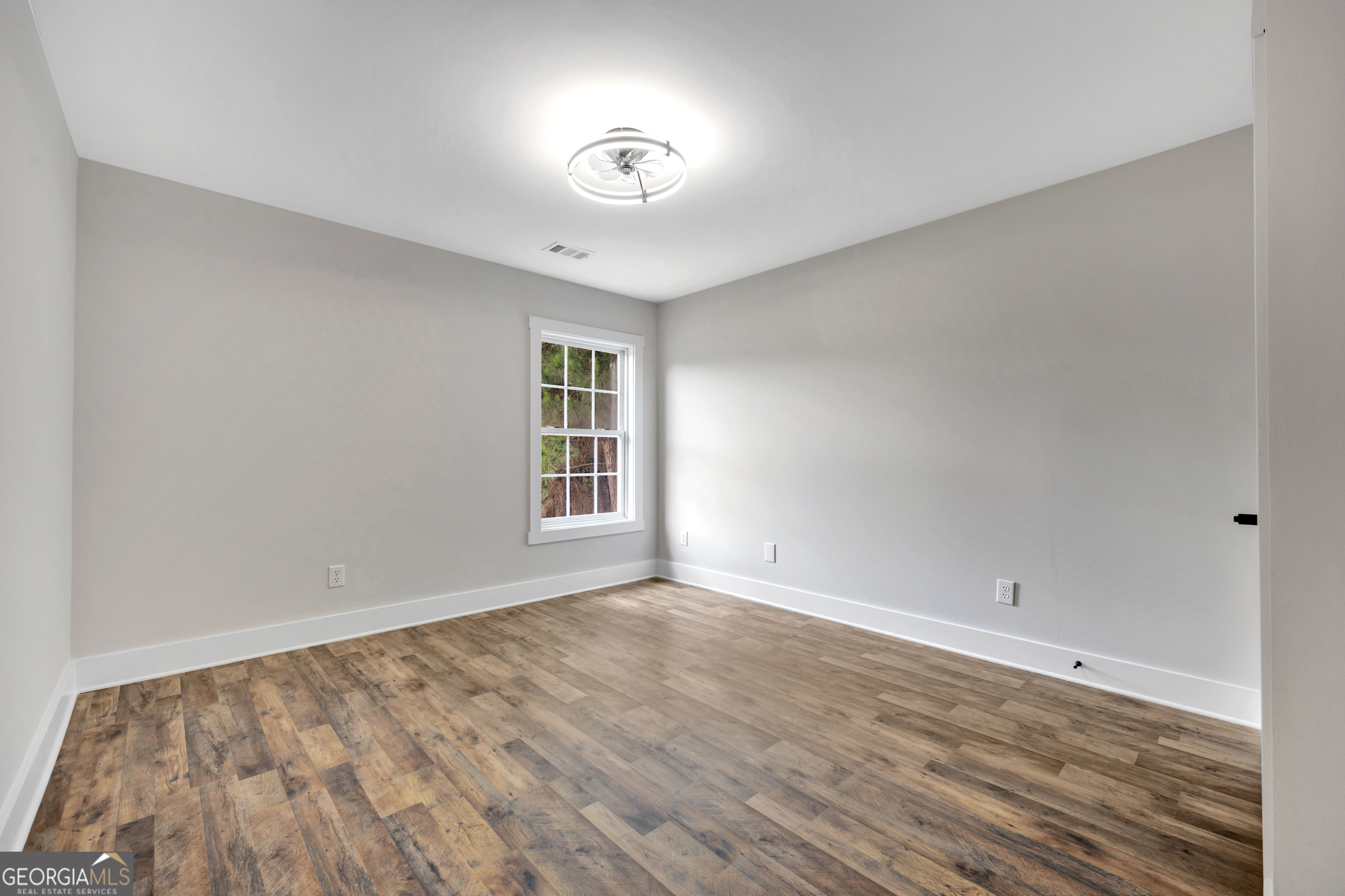15 Kestrel Circle Property Photo 24