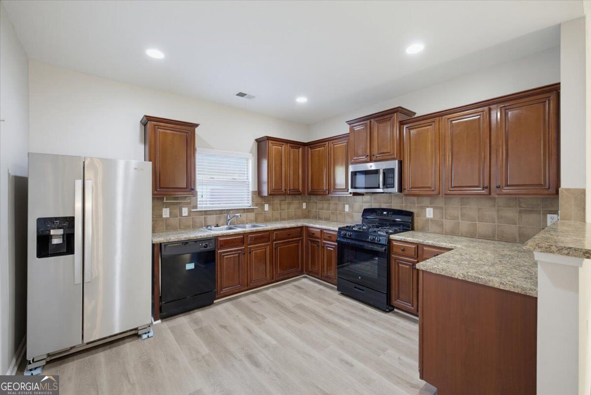 7923 Bluefin Trail Property Photo 11