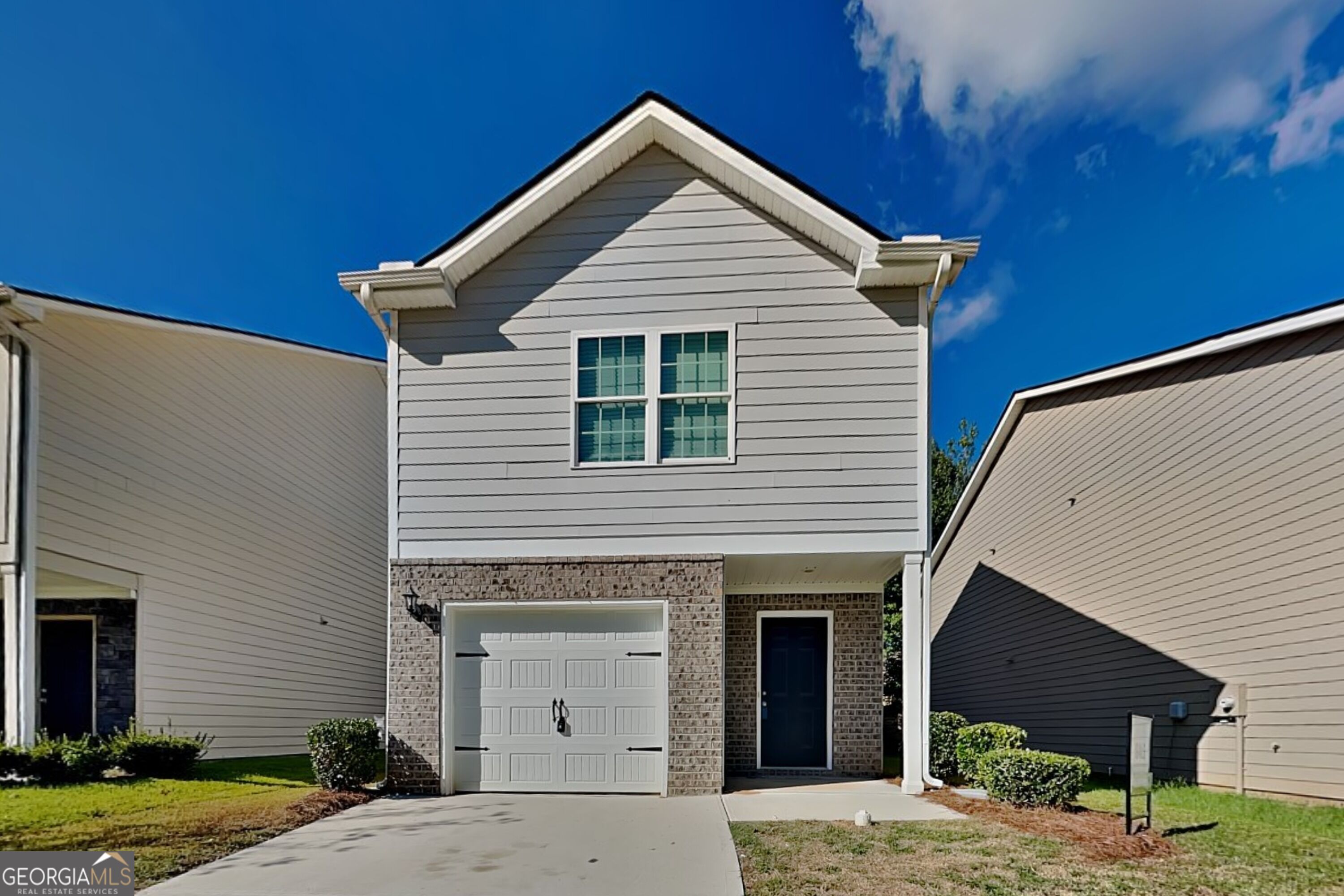 2146 Belmont Circle Property Photo 1