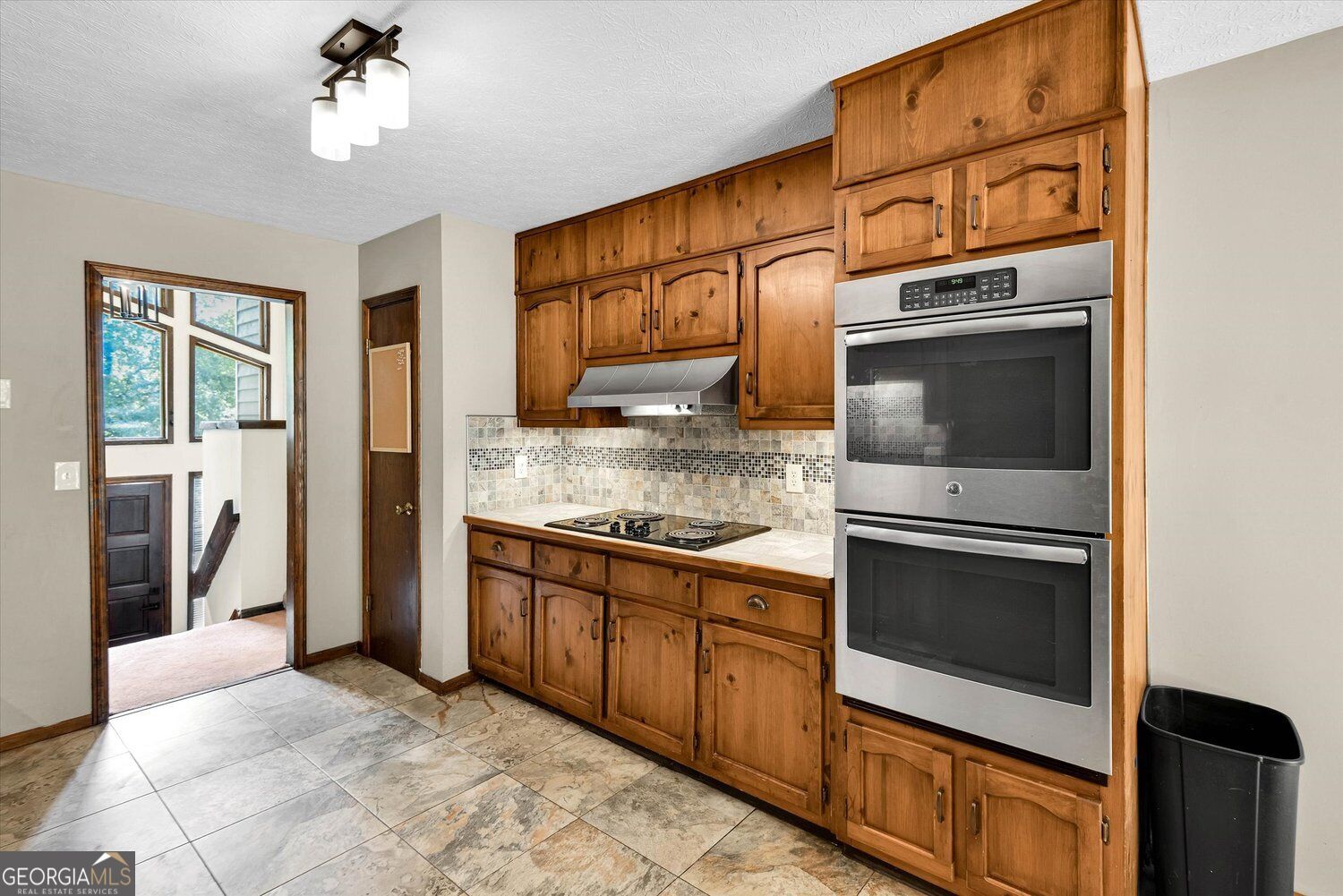 6565 Oakwood Drive Property Photo 13
