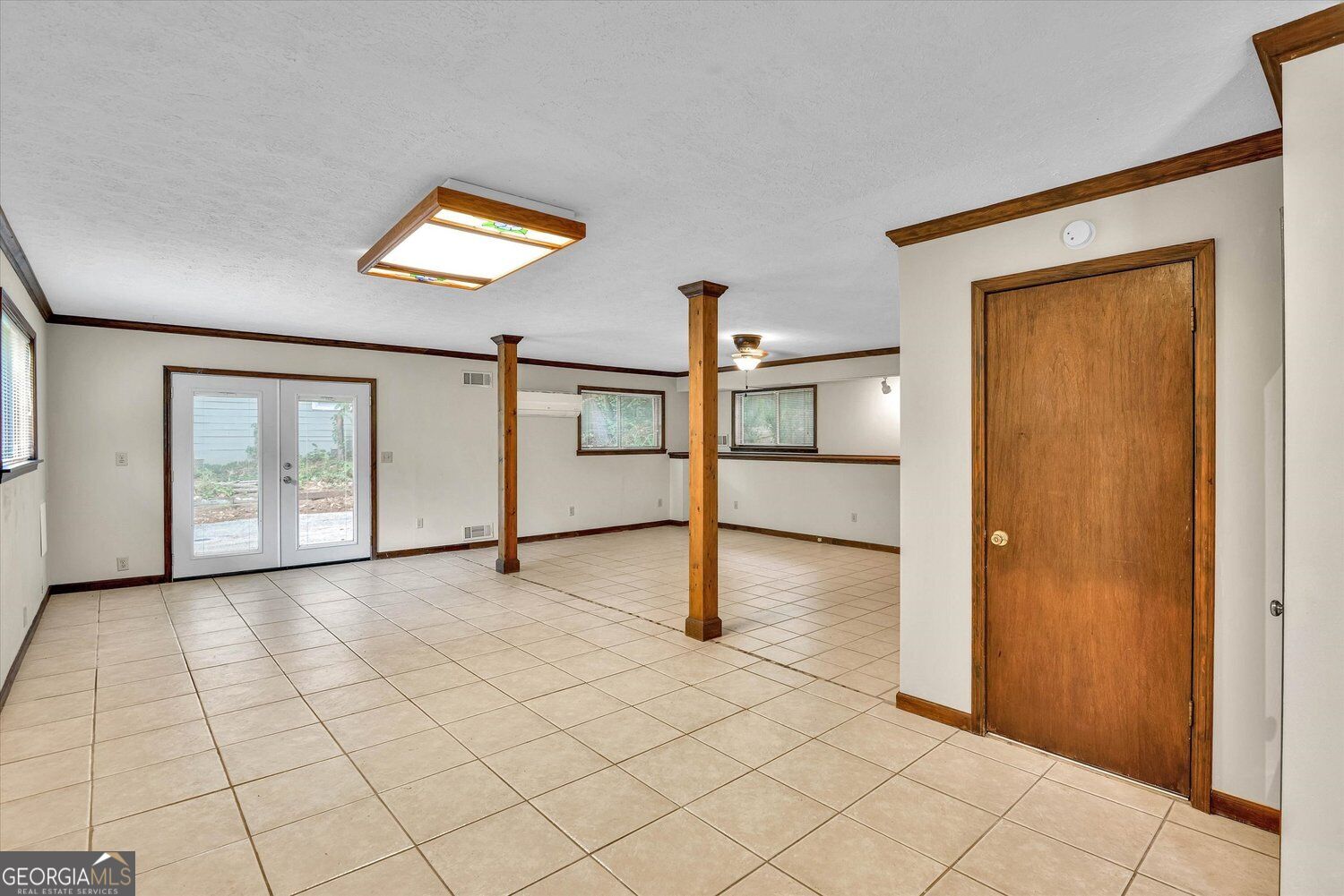 6565 Oakwood Drive Property Photo 30