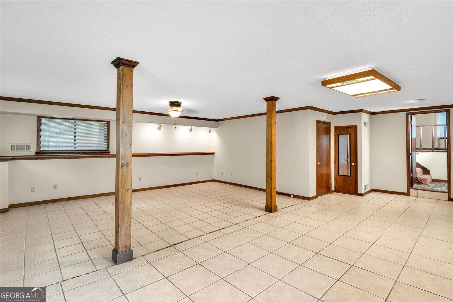 6565 Oakwood Drive Property Photo 31