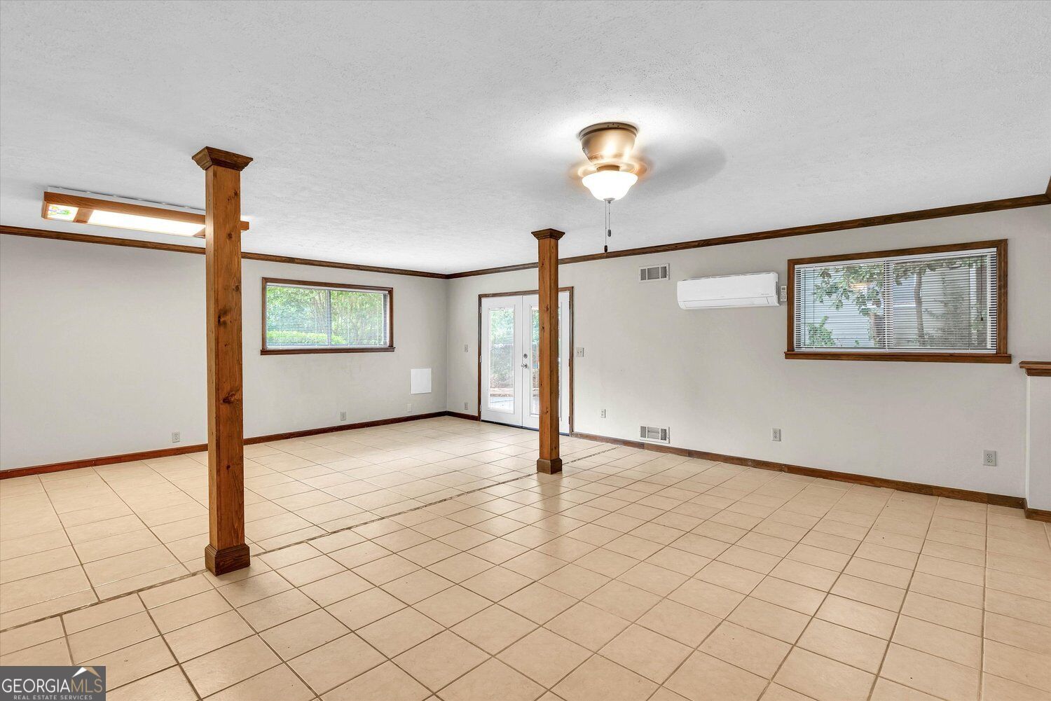 6565 Oakwood Drive Property Photo 33