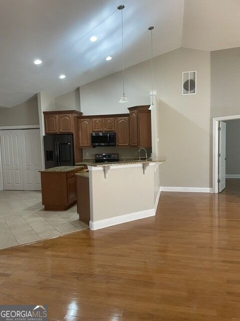 1604 Commonwealth Circle Property Photo 5