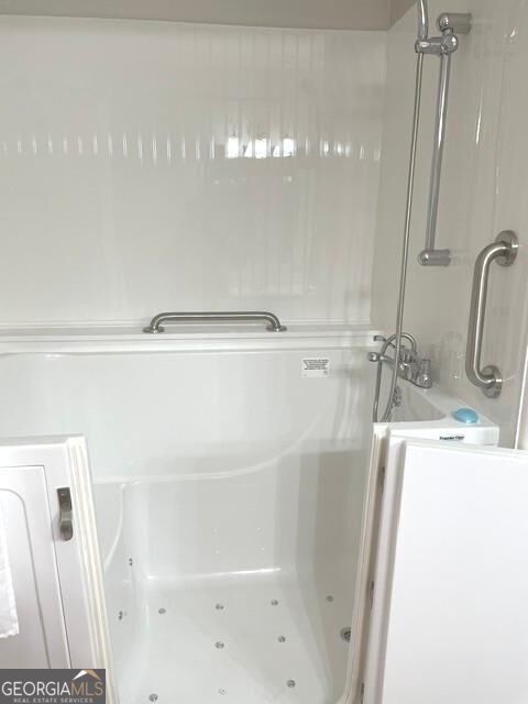 1604 Commonwealth Circle Property Photo 11