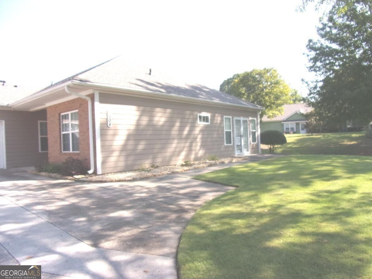 1604 Commonwealth Circle Property Photo 14