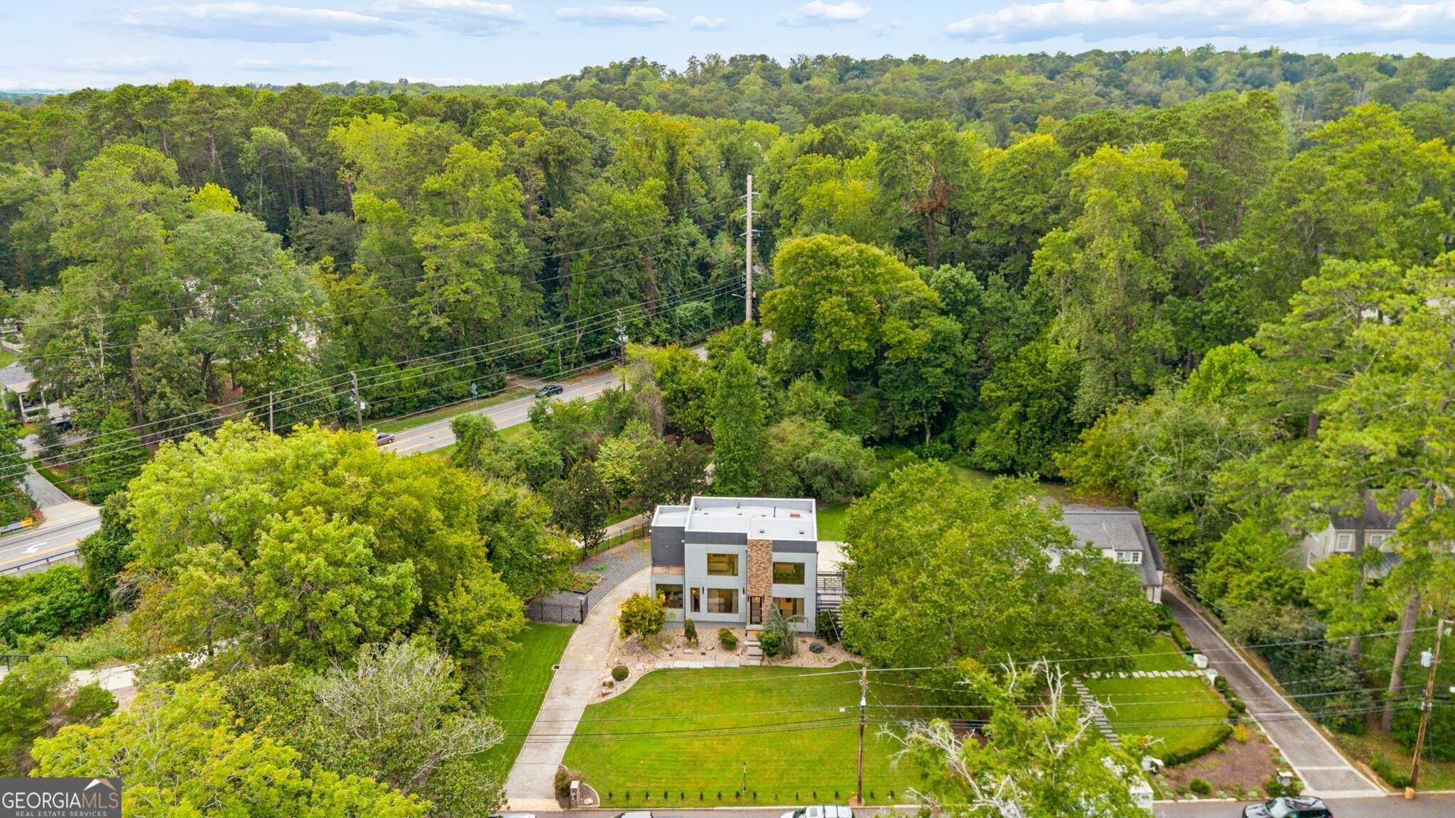 2422 Sagamore Drive Nw Property Photo 44