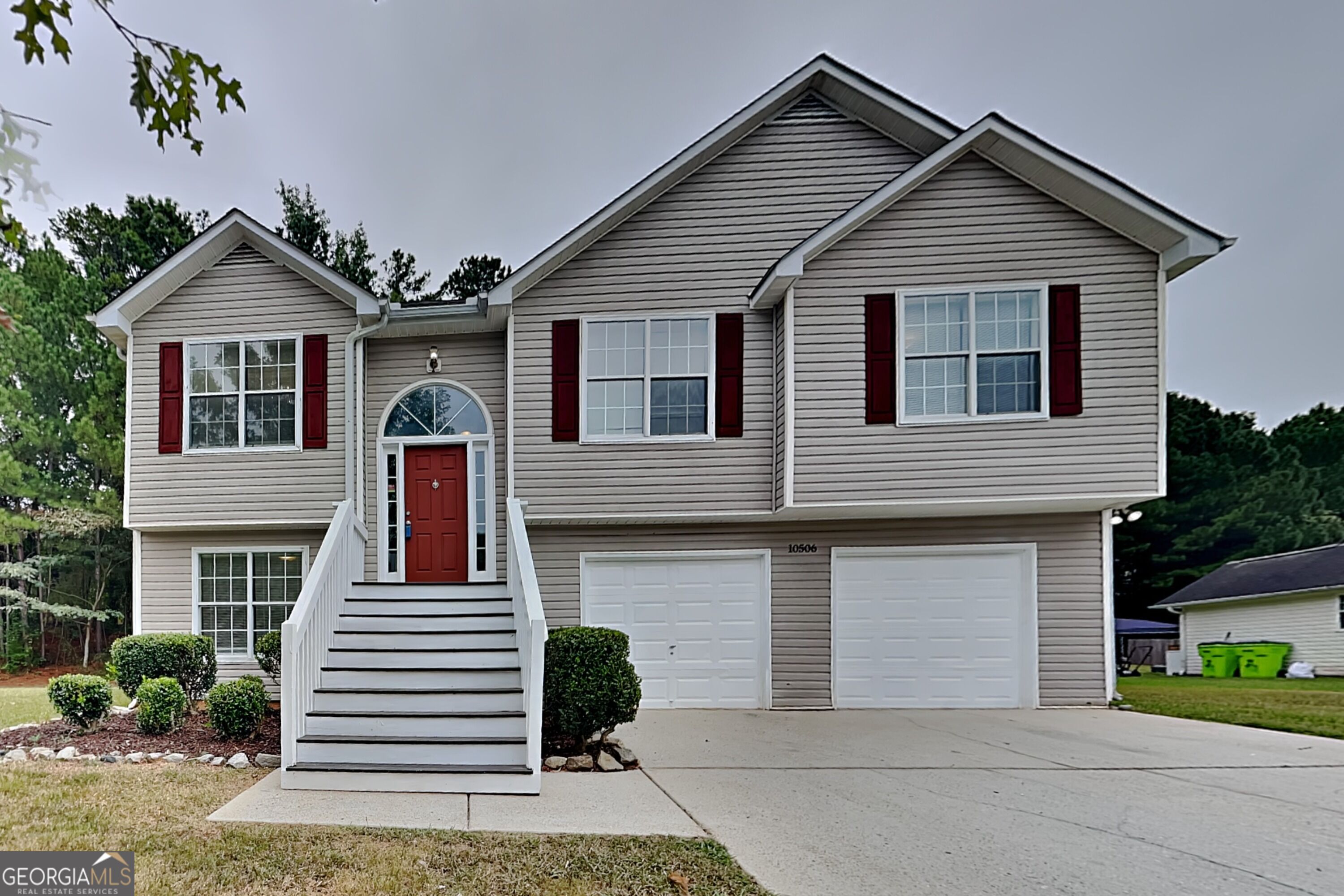10506 Crabtree Drive Property Photo 1
