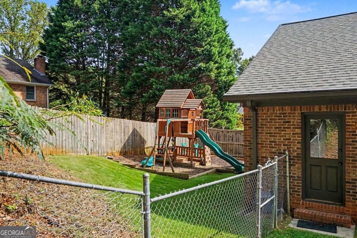 3010 Wembley Ridge Property Photo 24