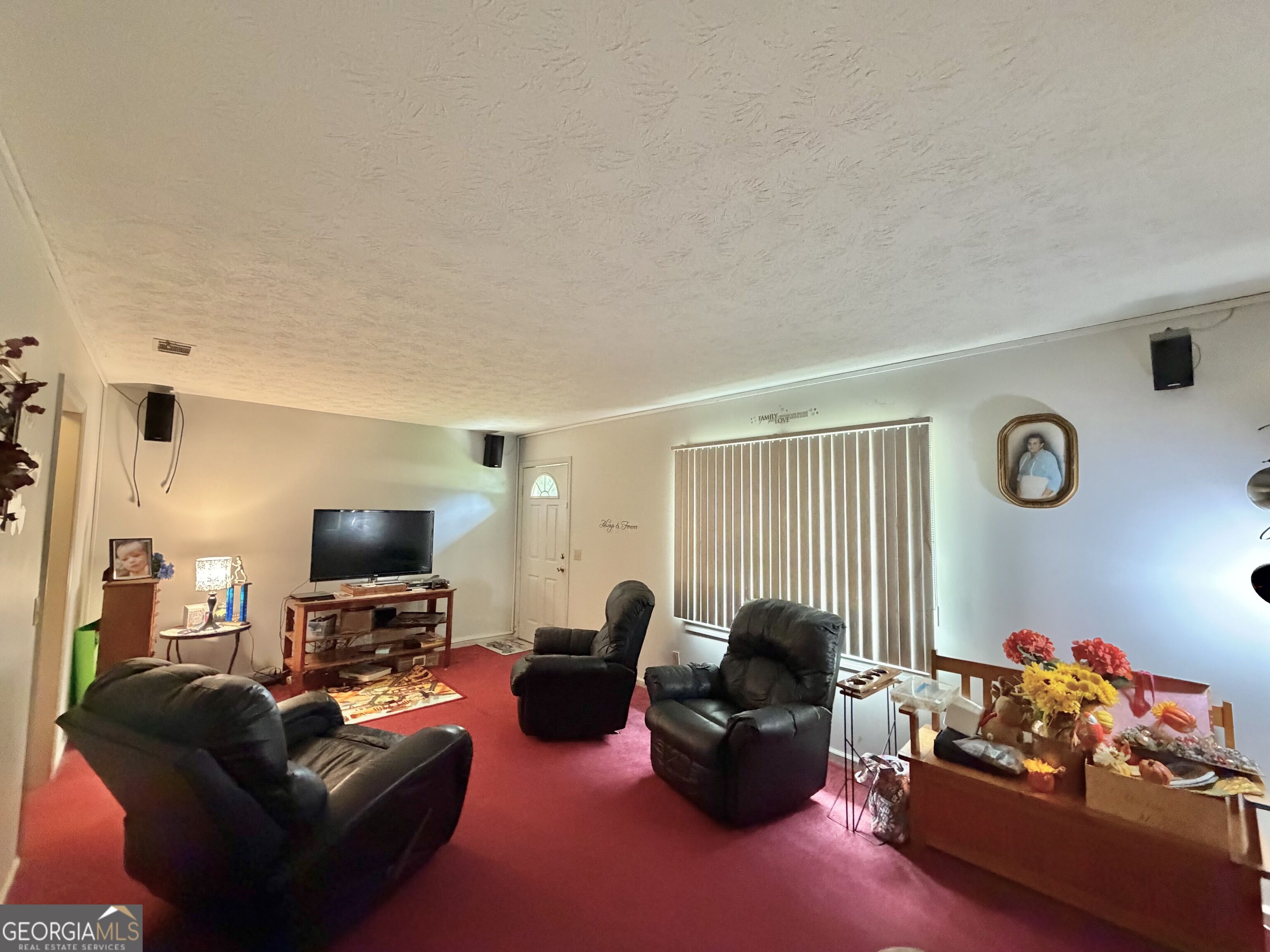 10 N Osage Lane Property Photo 4