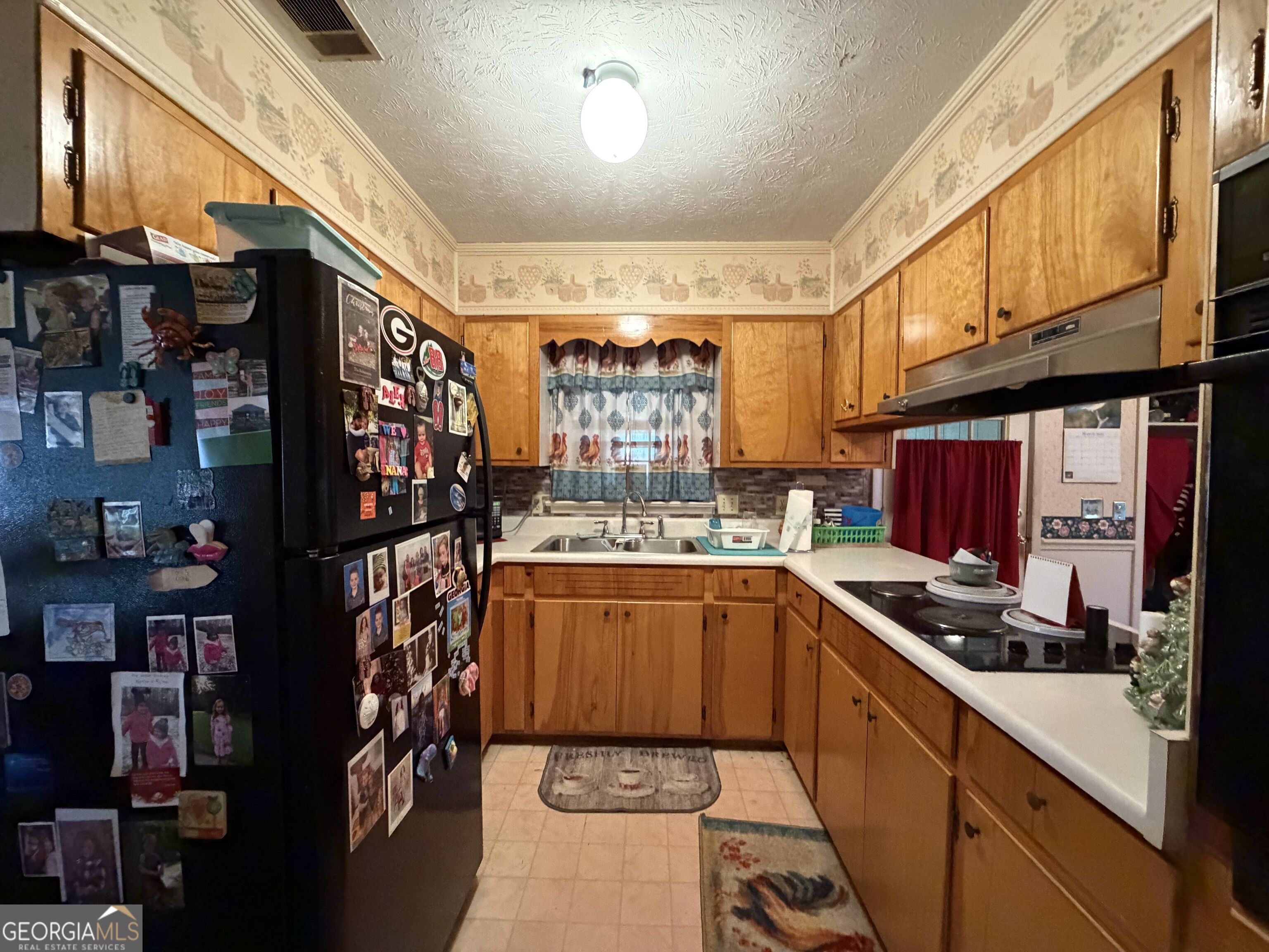 10 N Osage Lane Property Photo 9