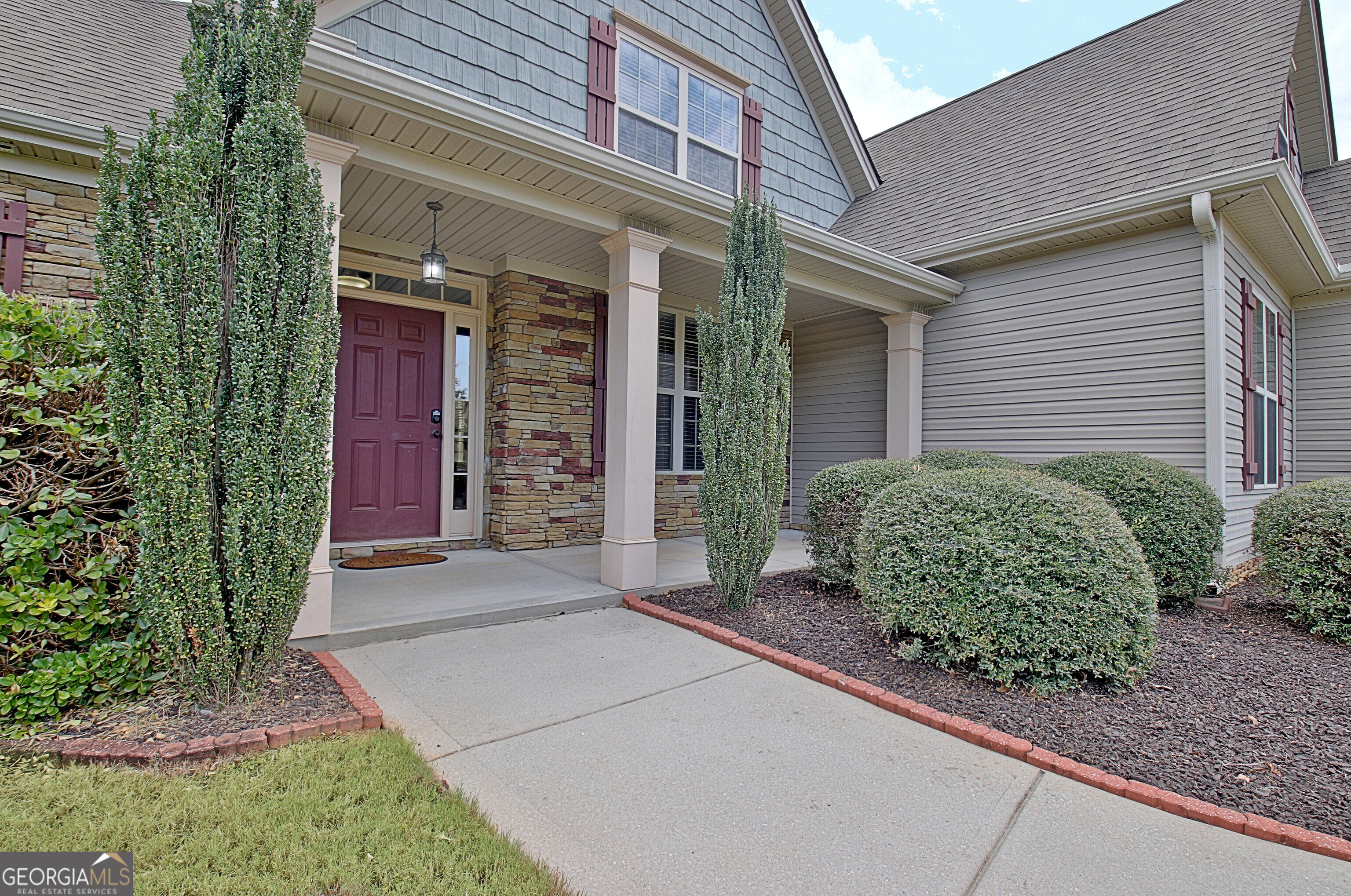 154 Fieldstone Farms Drive Property Photo 10