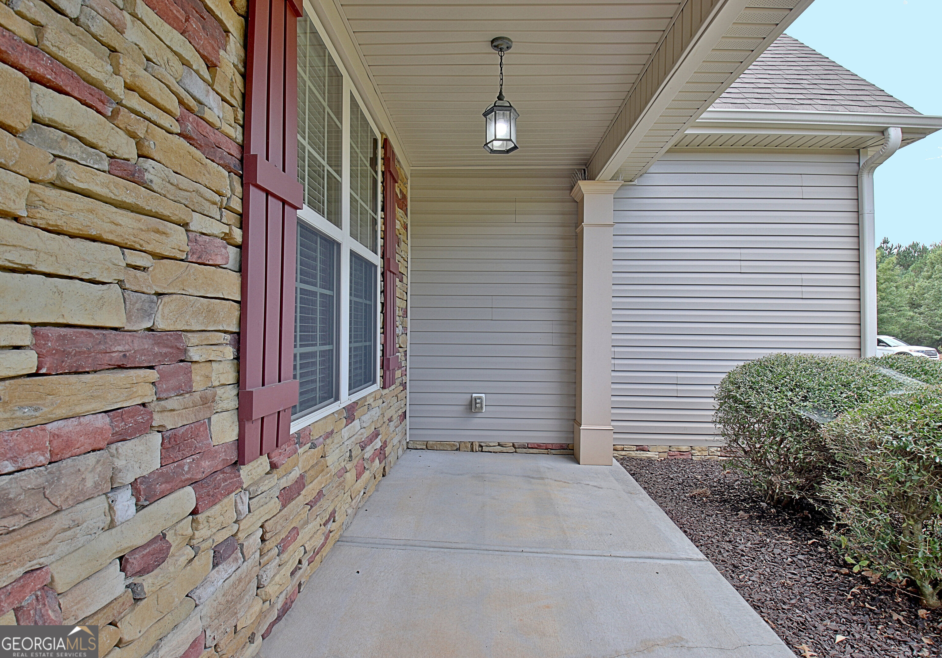 154 Fieldstone Farms Drive Property Photo 11