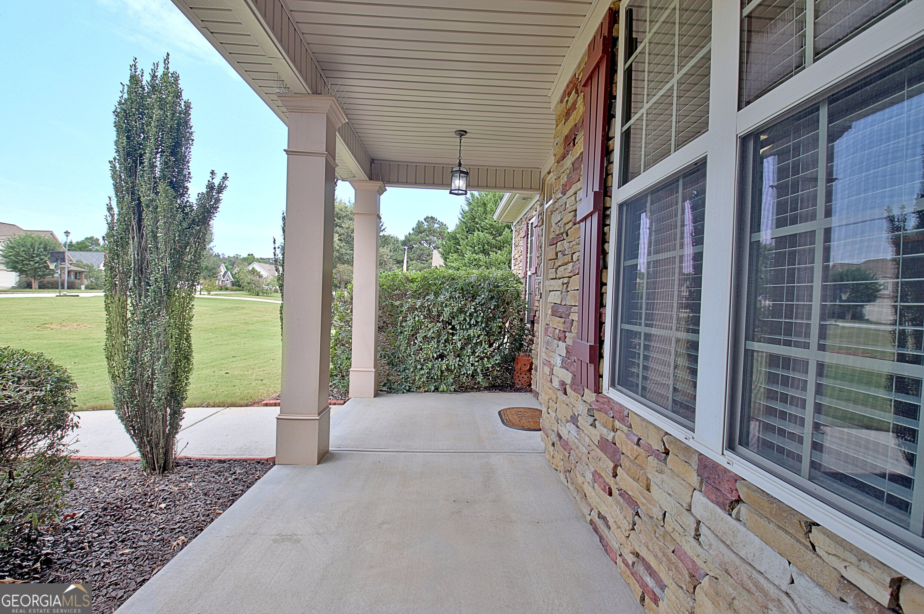 154 Fieldstone Farms Drive Property Photo 12