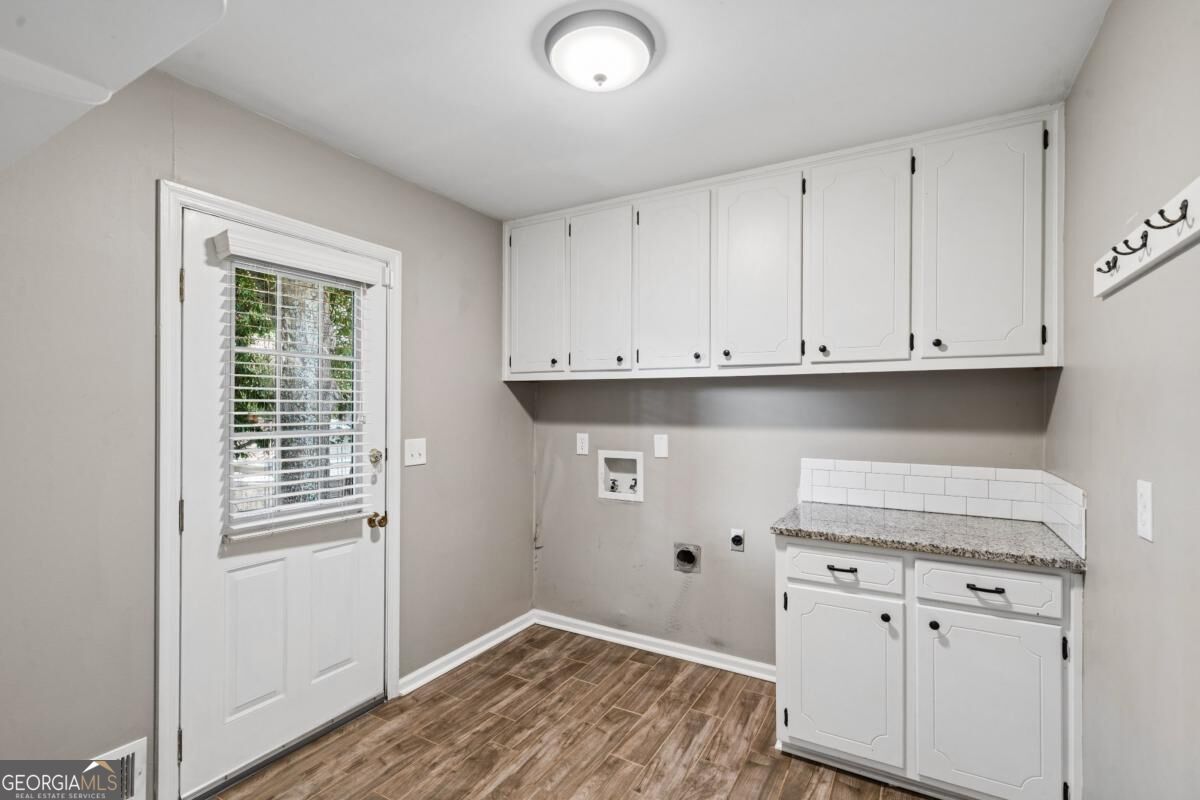 6855 Ramundo Drive Property Photo 11
