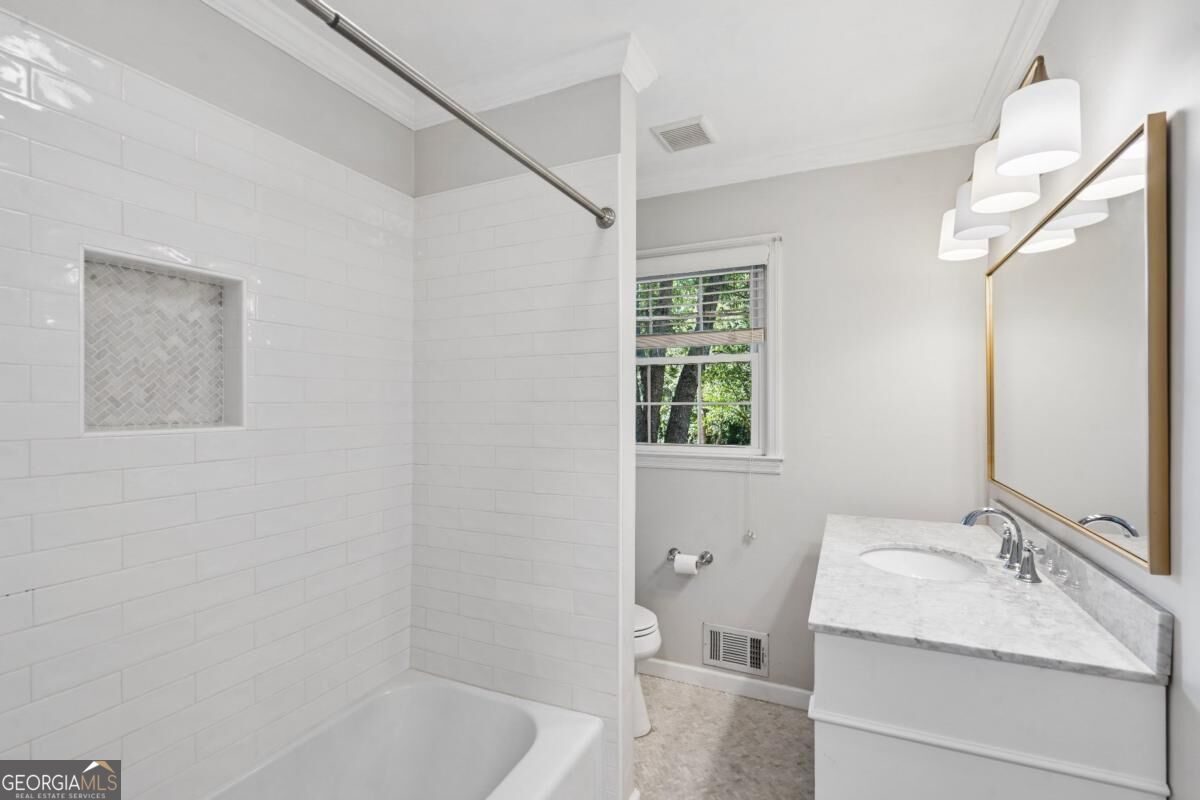6855 Ramundo Drive Property Photo 14