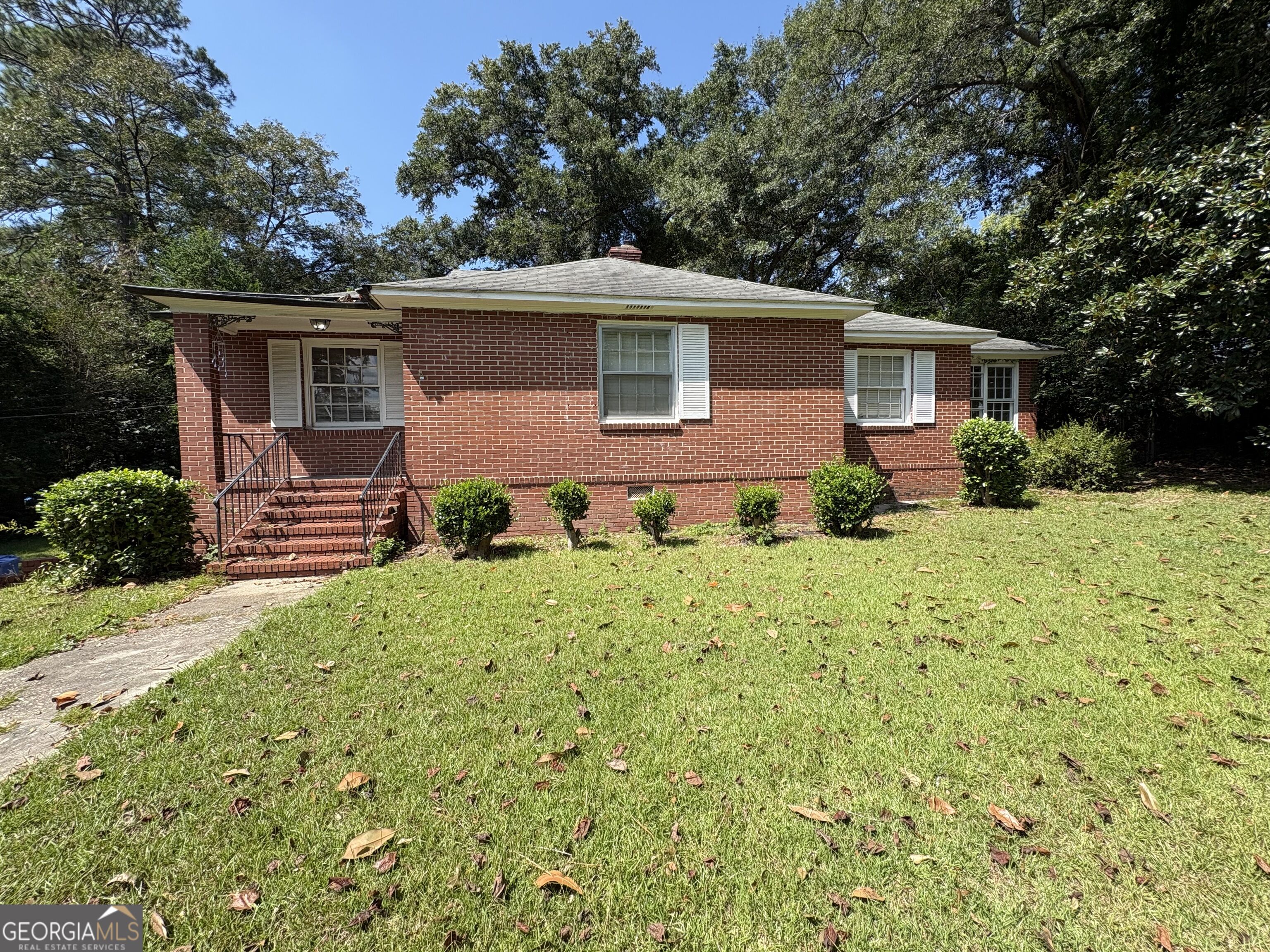 4075 Edgewood Circle Property Photo 1