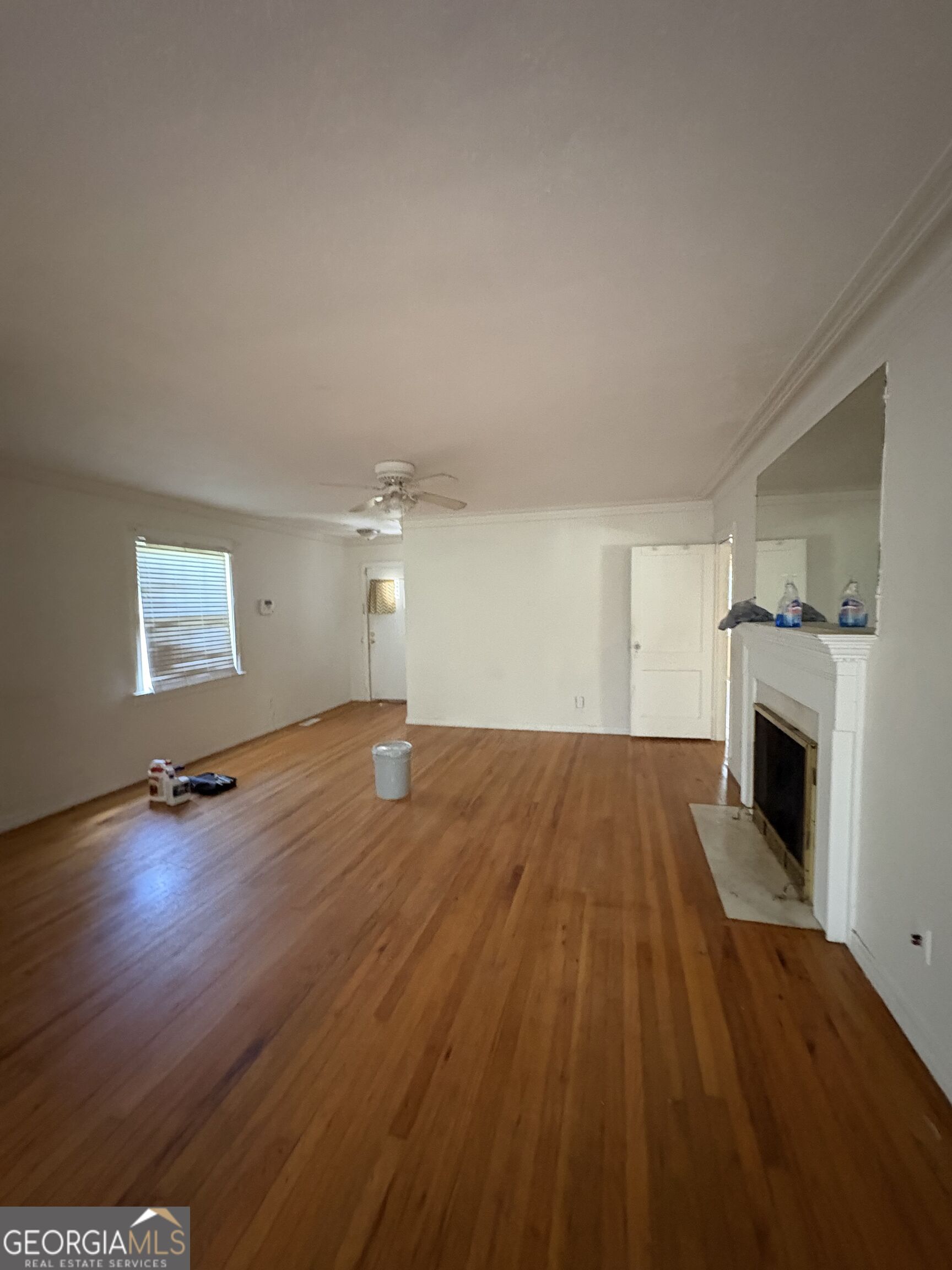 4075 Edgewood Circle Property Photo 2