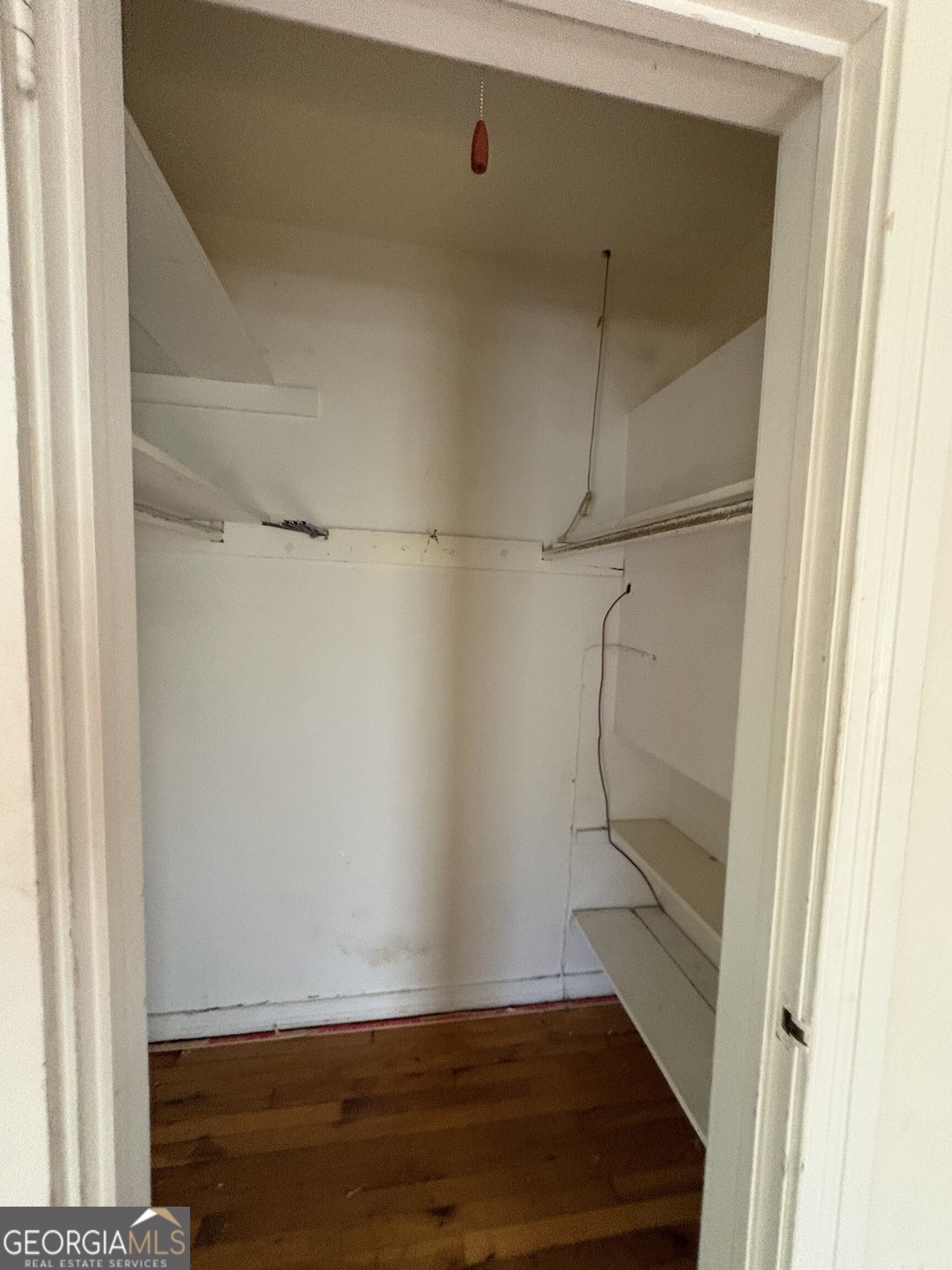4075 Edgewood Circle Property Photo 6