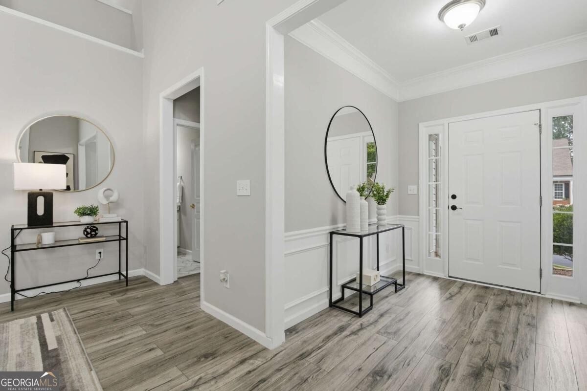 4245 Prince Charles Drive Property Photo 3