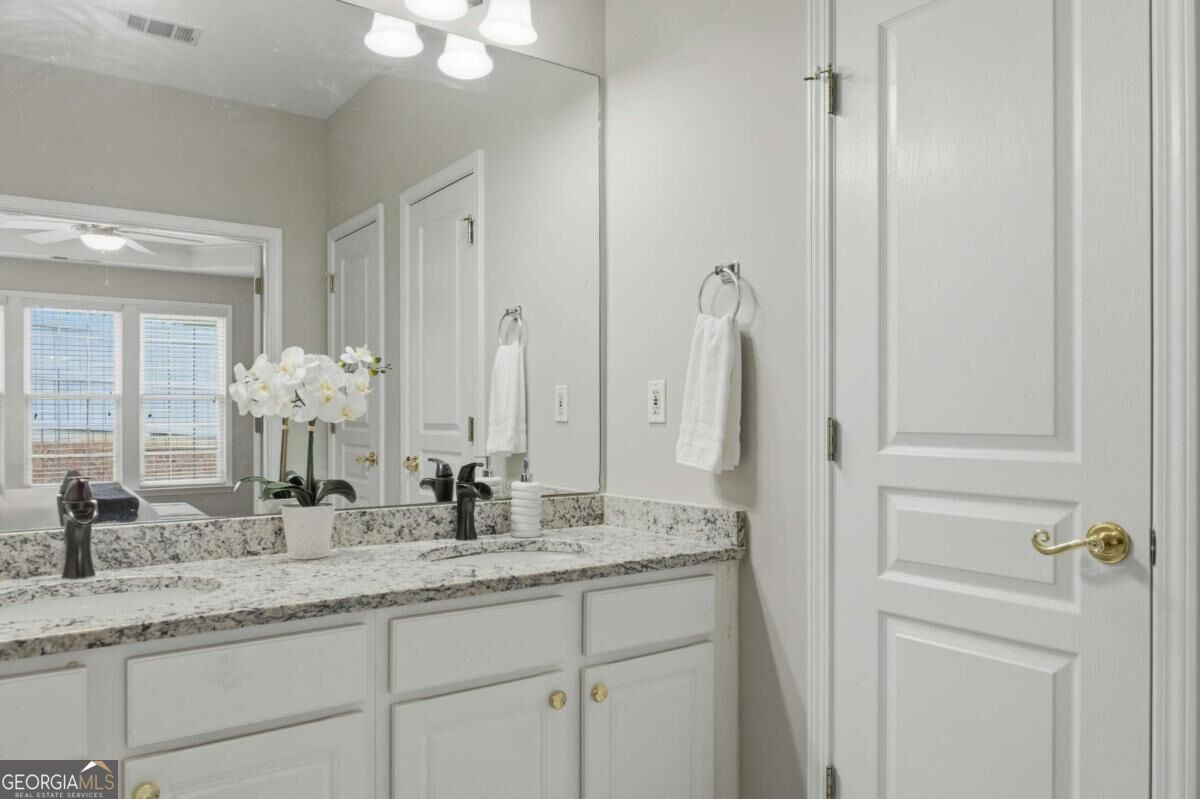 4245 Prince Charles Drive Property Photo 19