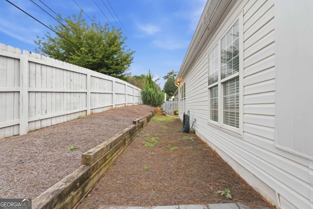 4245 Prince Charles Drive Property Photo 28