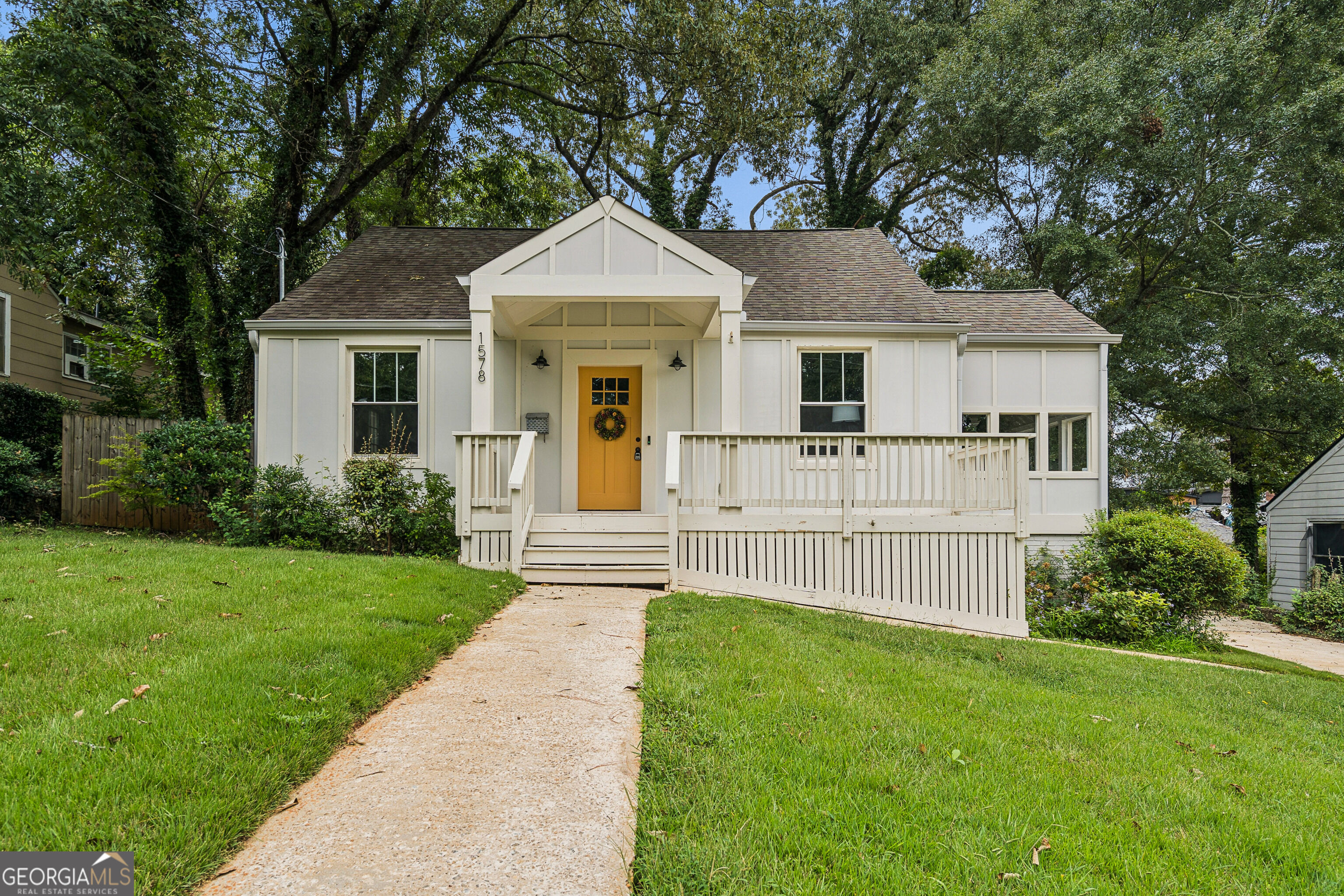 1578 Belmont Avenue Sw Property Photo 1