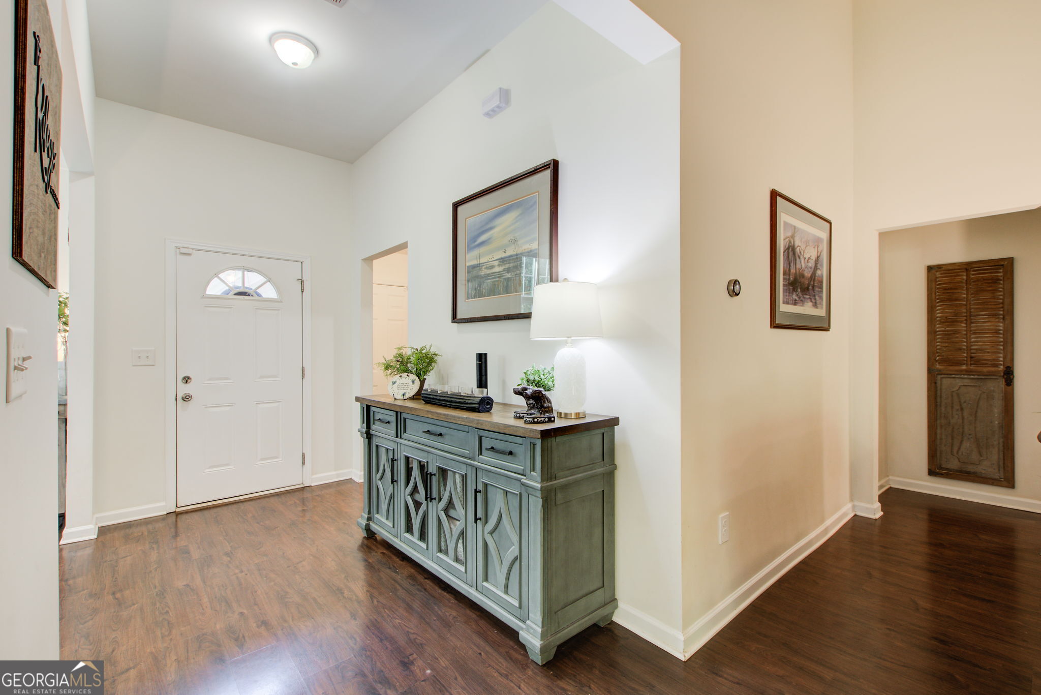 190 Pebble Creek Drive Property Photo 4