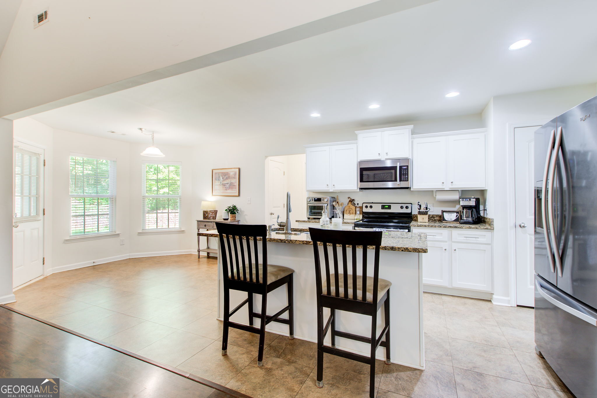 190 Pebble Creek Drive Property Photo 11