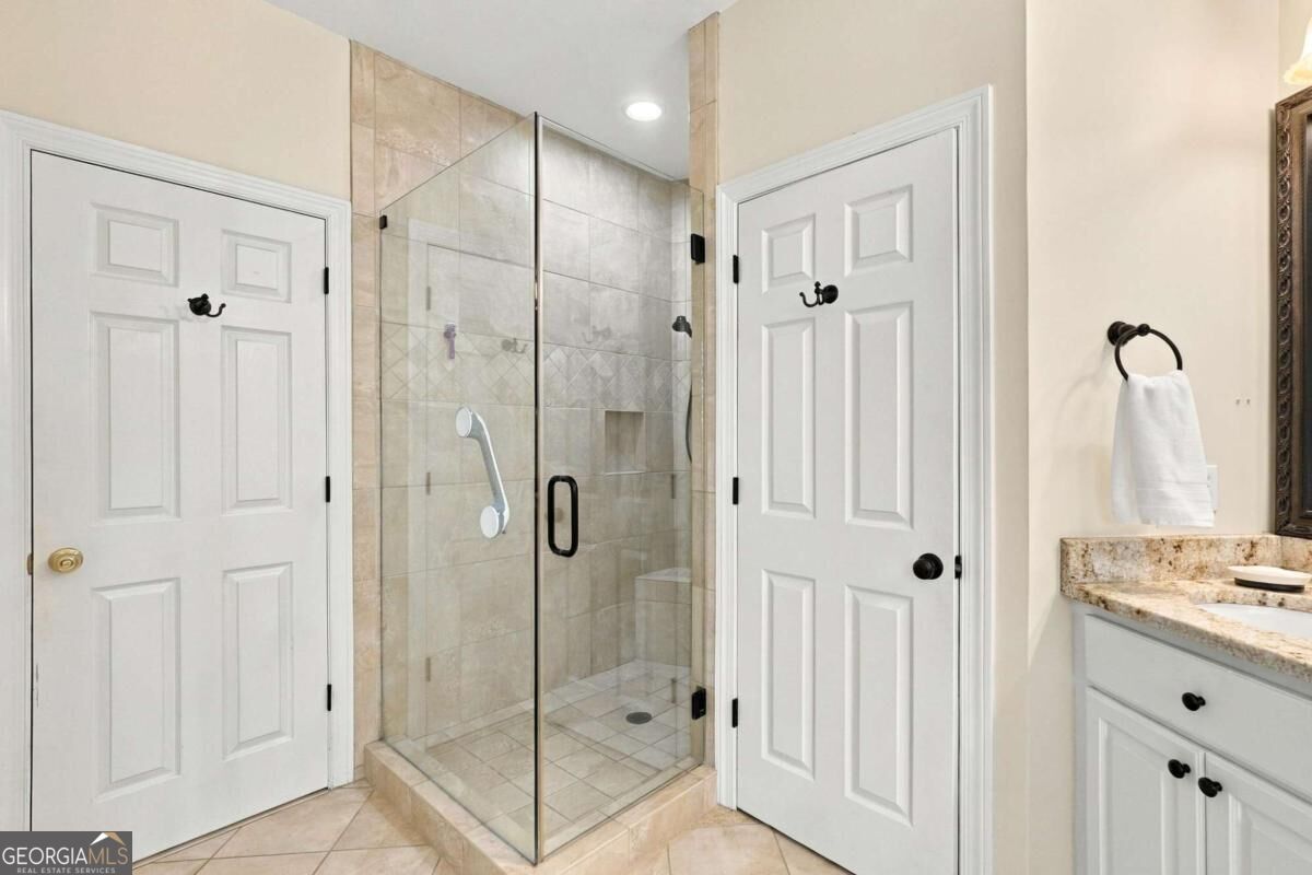 2150 Roos Place Ne Property Photo 31