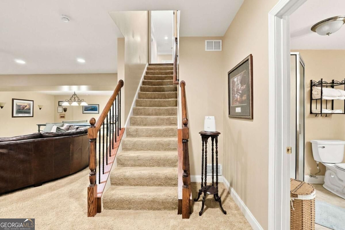 2150 Roos Place Ne Property Photo 51