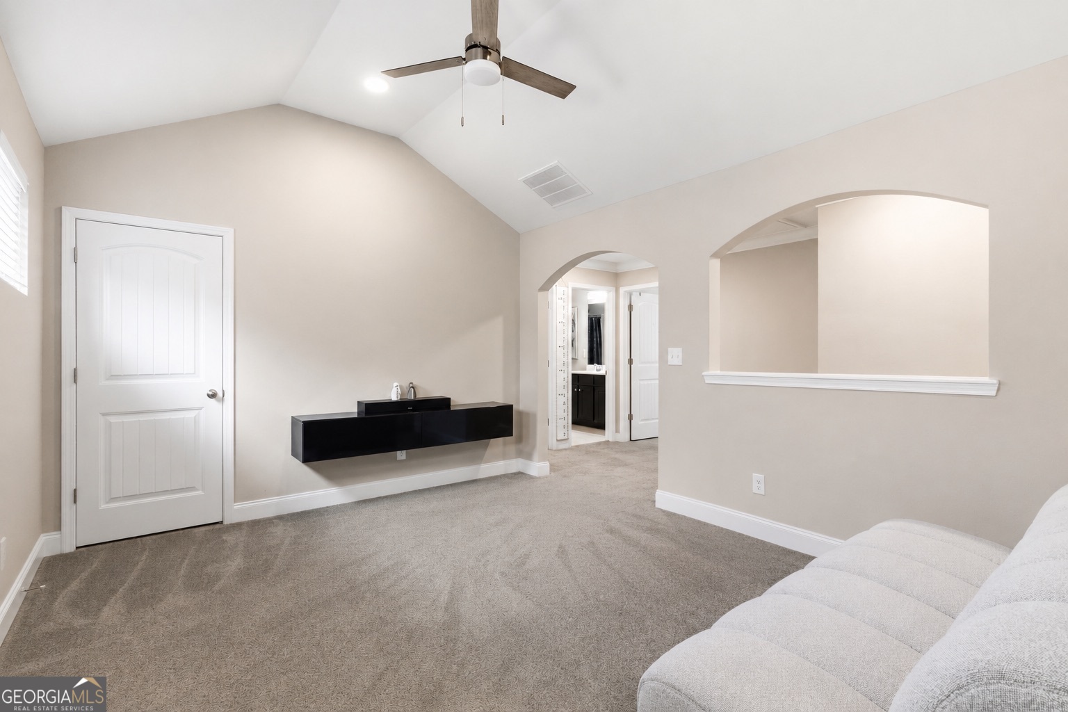 2618 Lake Manor Circle Property Photo 15