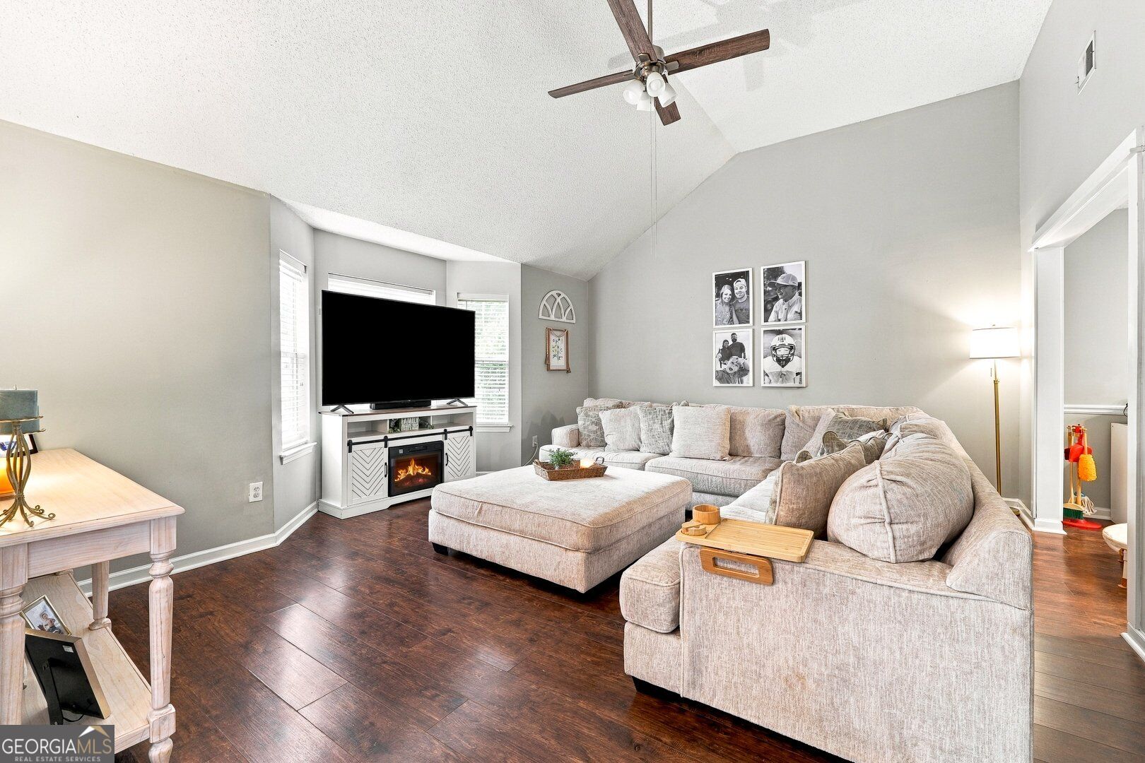 157 Hamilton Drive Property Photo 4