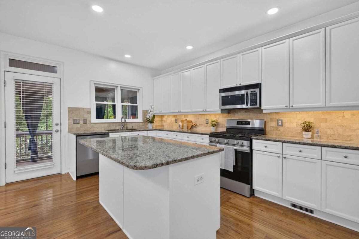 928 Delmar Avenue Se Property Photo 12