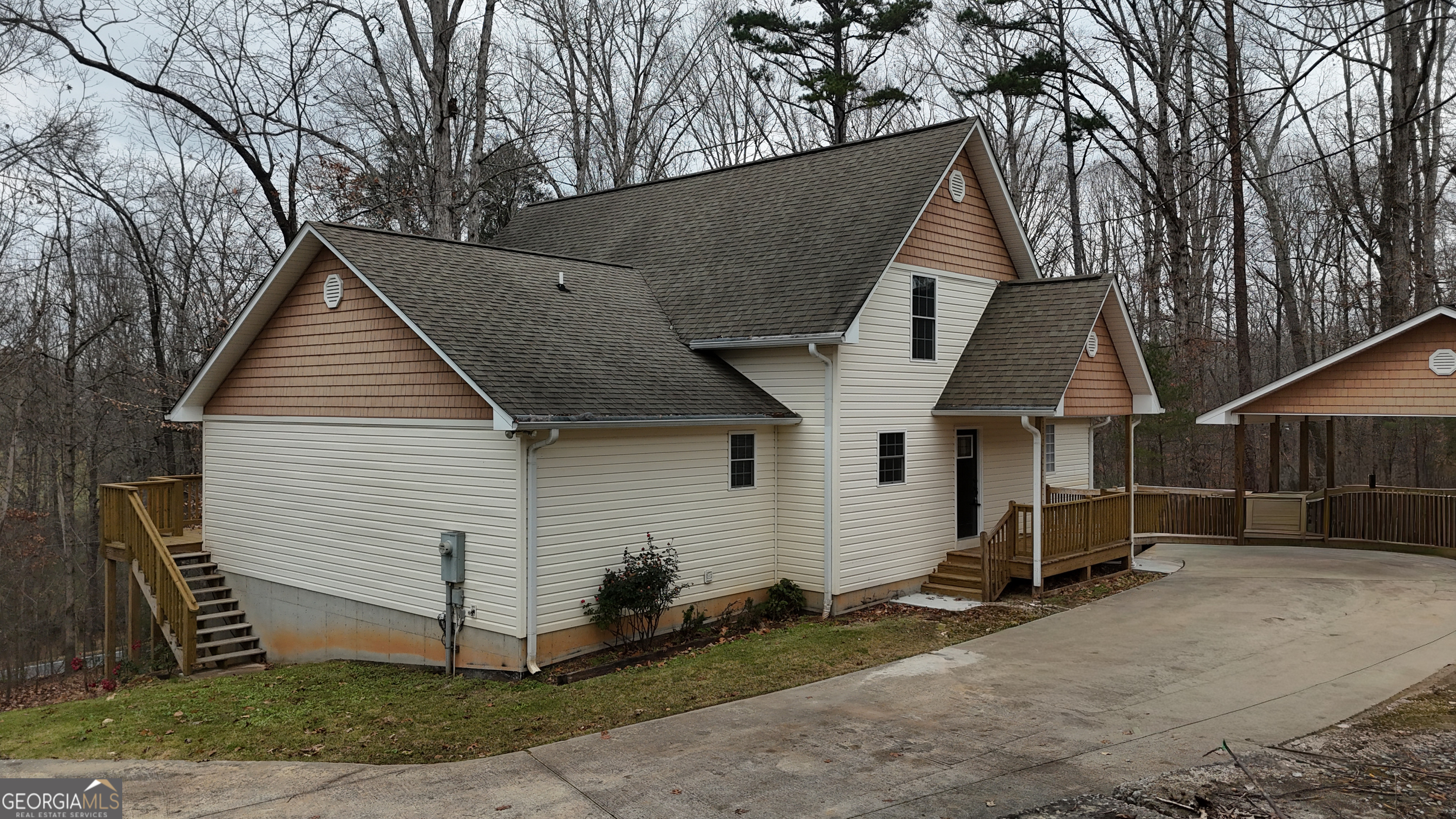 6980 Highway 115 E Property Photo 2