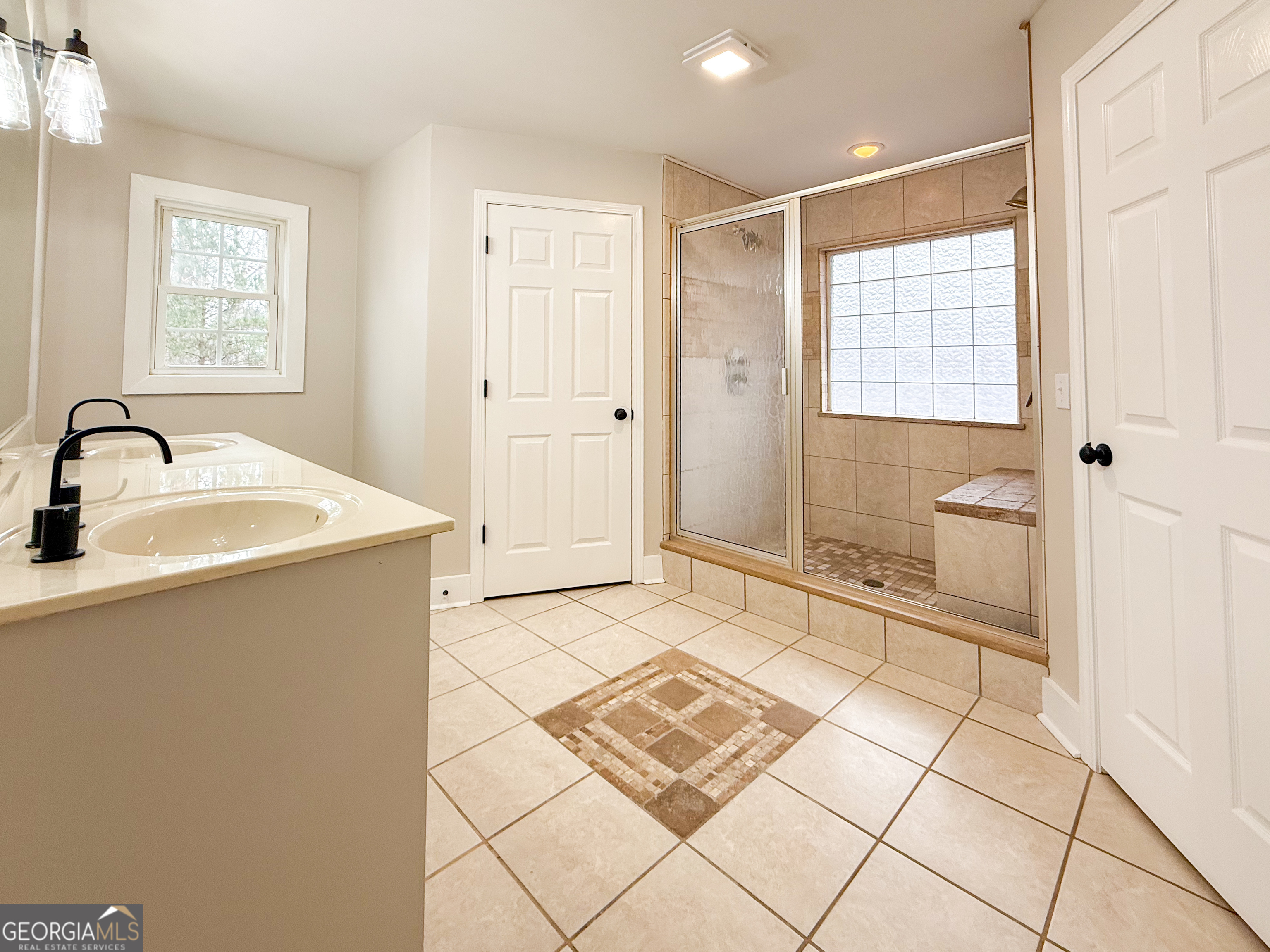 6980 Highway 115 E Property Photo 9