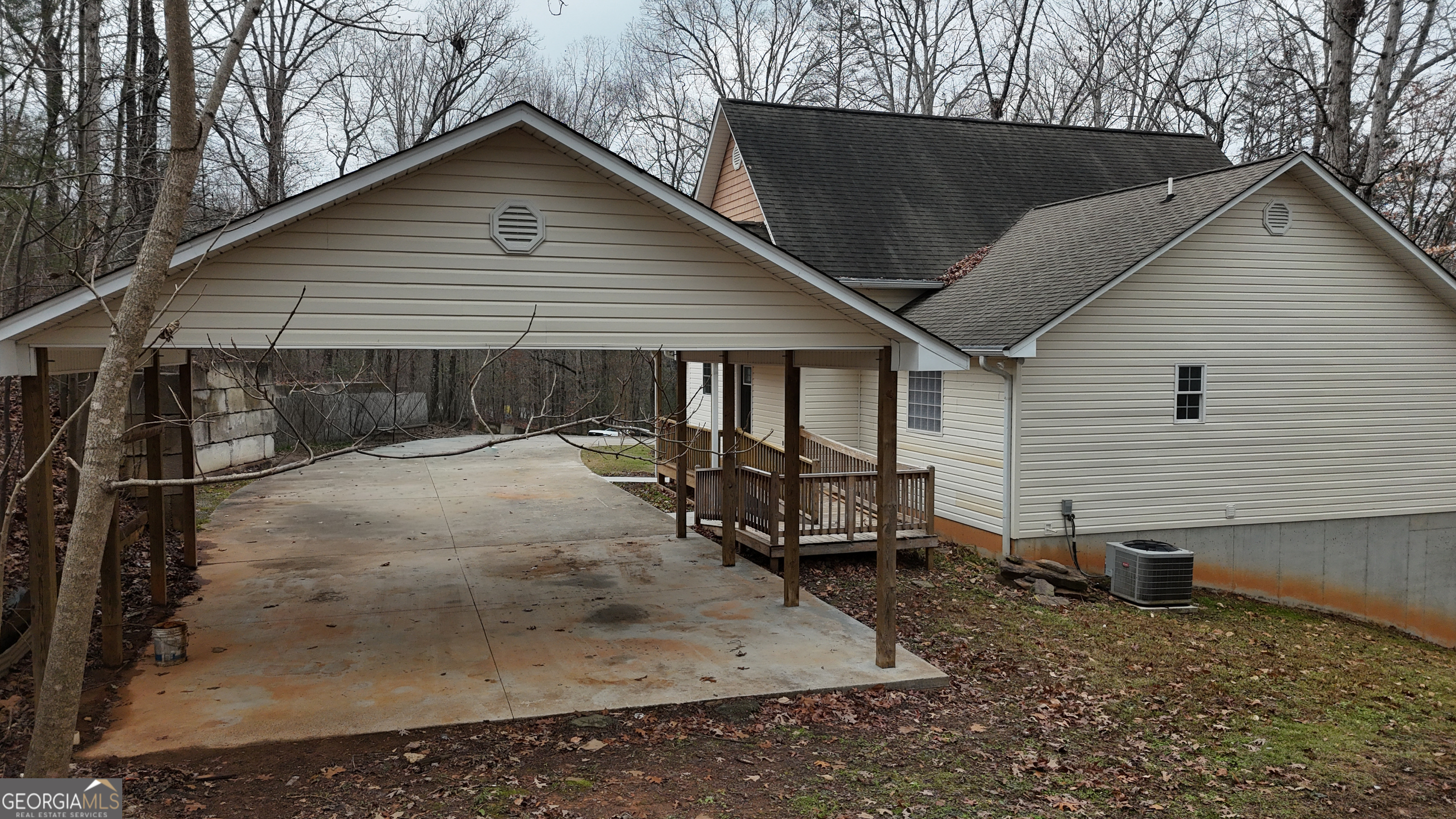 6980 Highway 115 E Property Photo 23