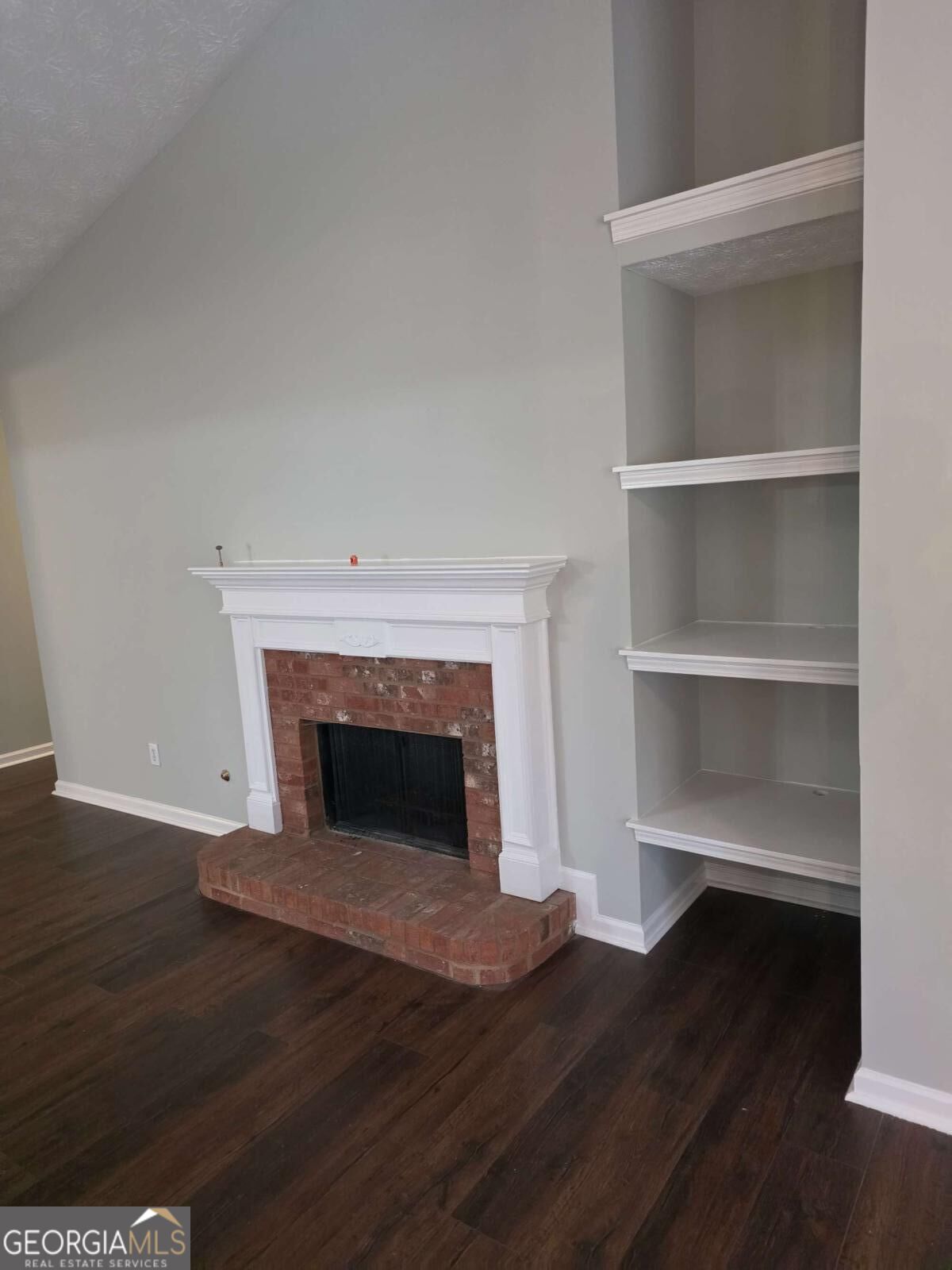 35 Montgomery Court Property Photo 5