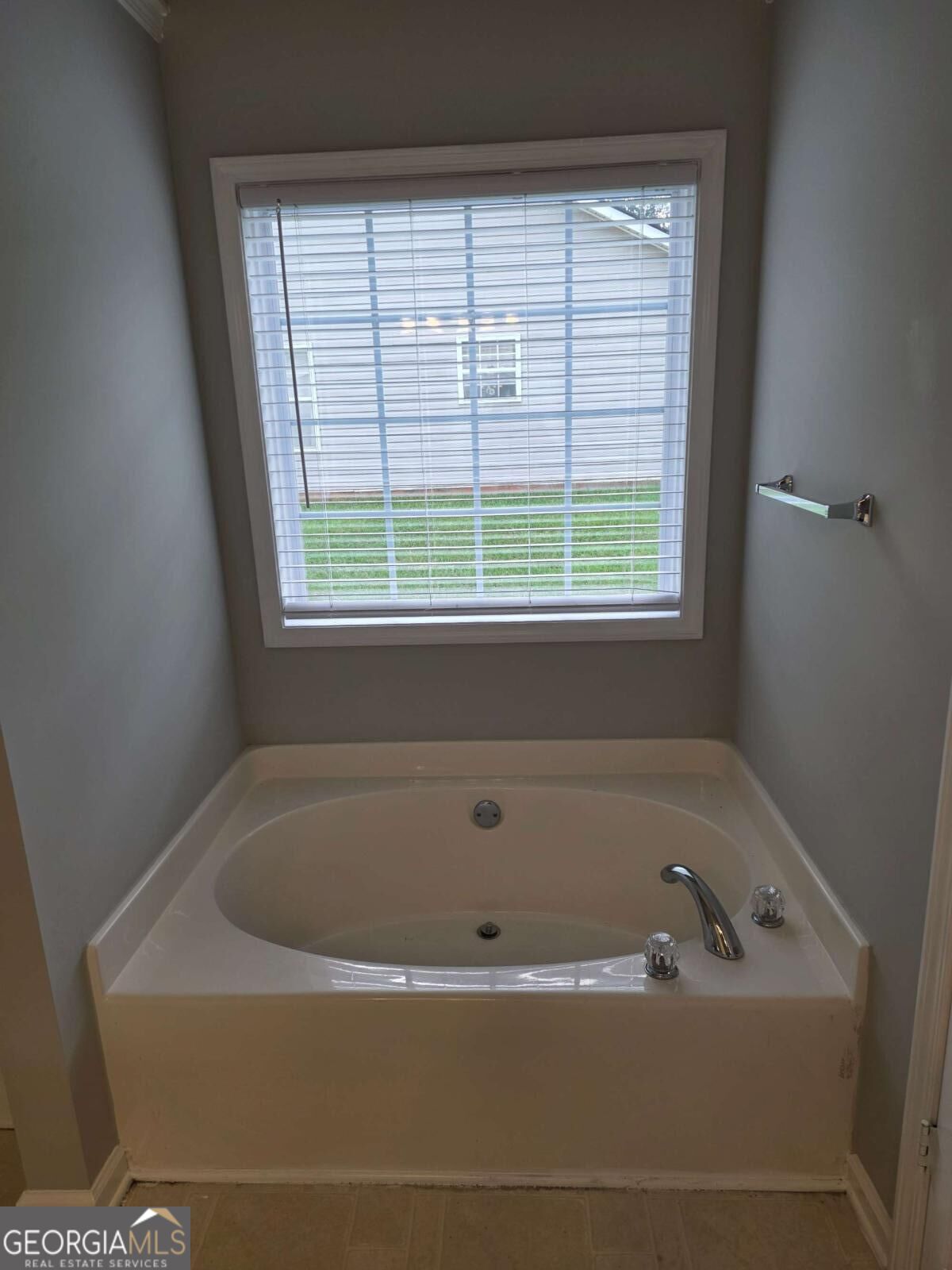35 Montgomery Court Property Photo 17