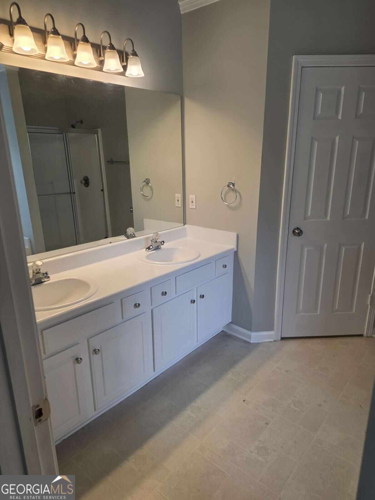 35 Montgomery Court Property Photo 18