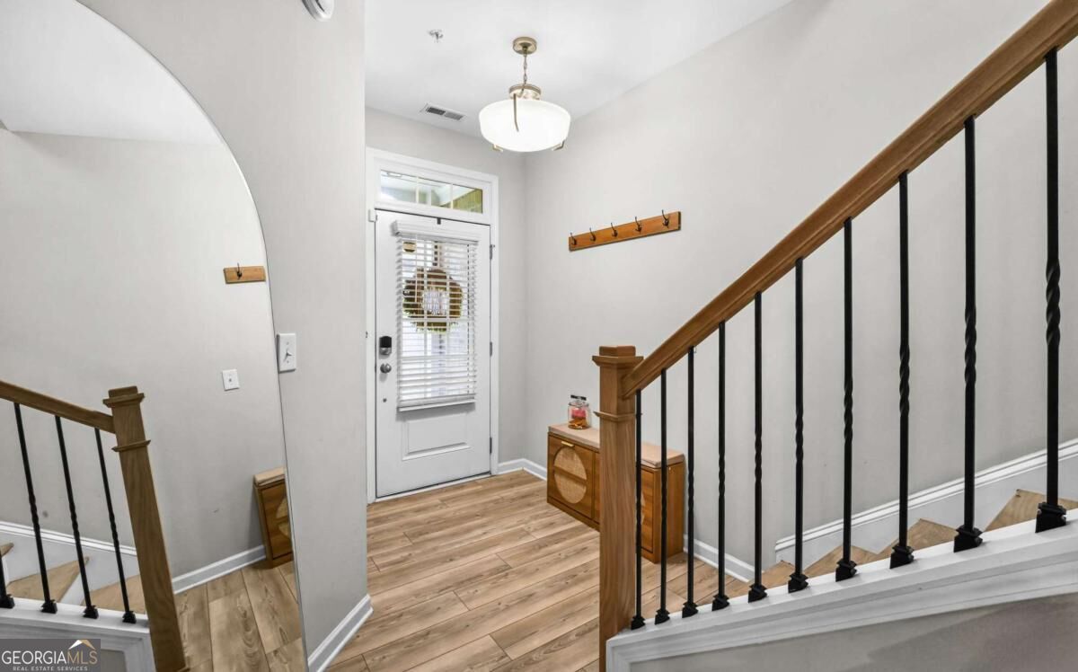 195 Senna Street Property Photo 4