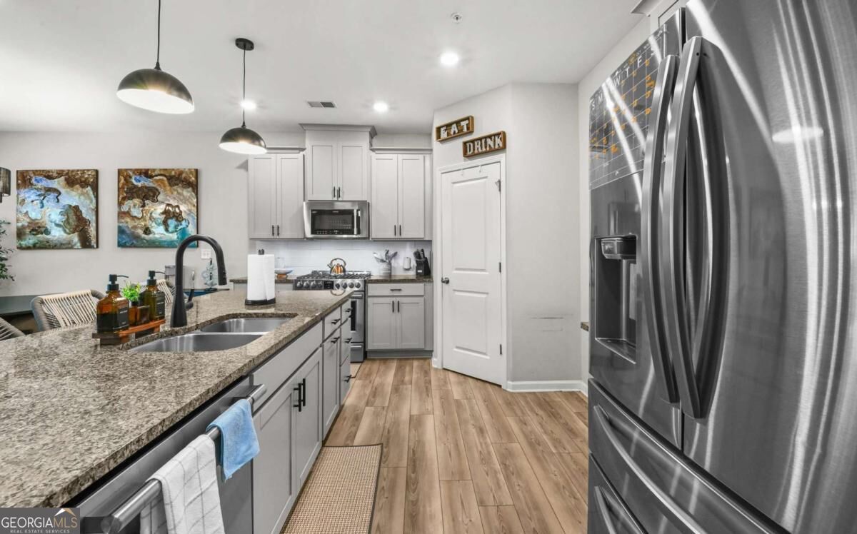 195 Senna Street Property Photo 13