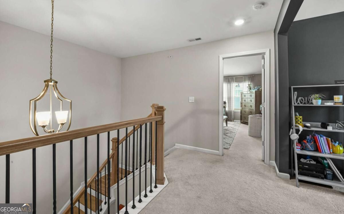 195 Senna Street Property Photo 16
