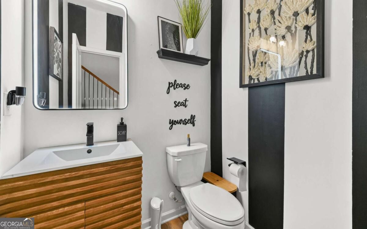 195 Senna Street Property Photo 30