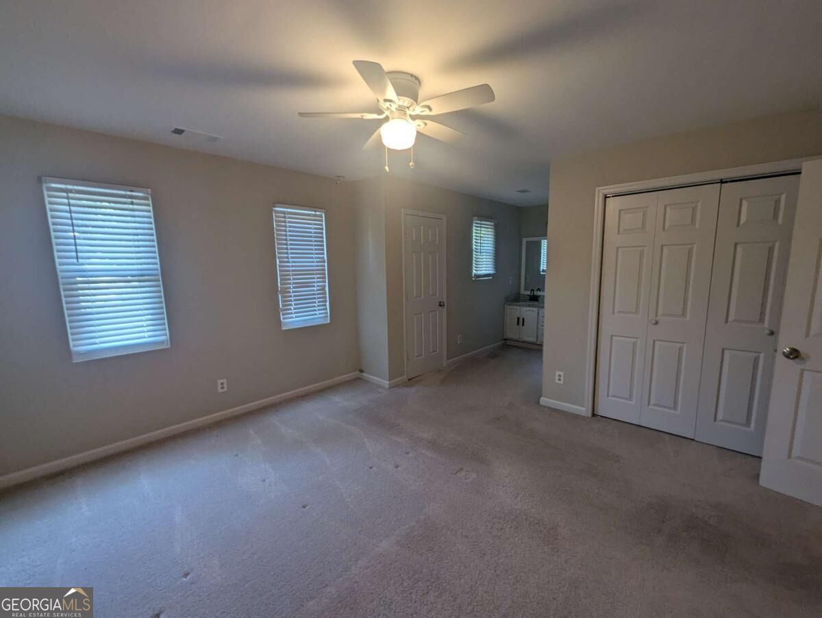1611 Creek Pond Cove Property Photo 2