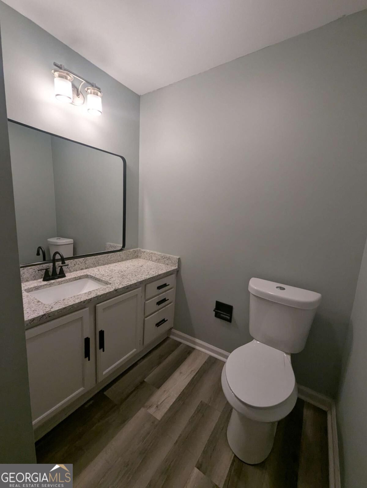 1611 Creek Pond Cove Property Photo 18
